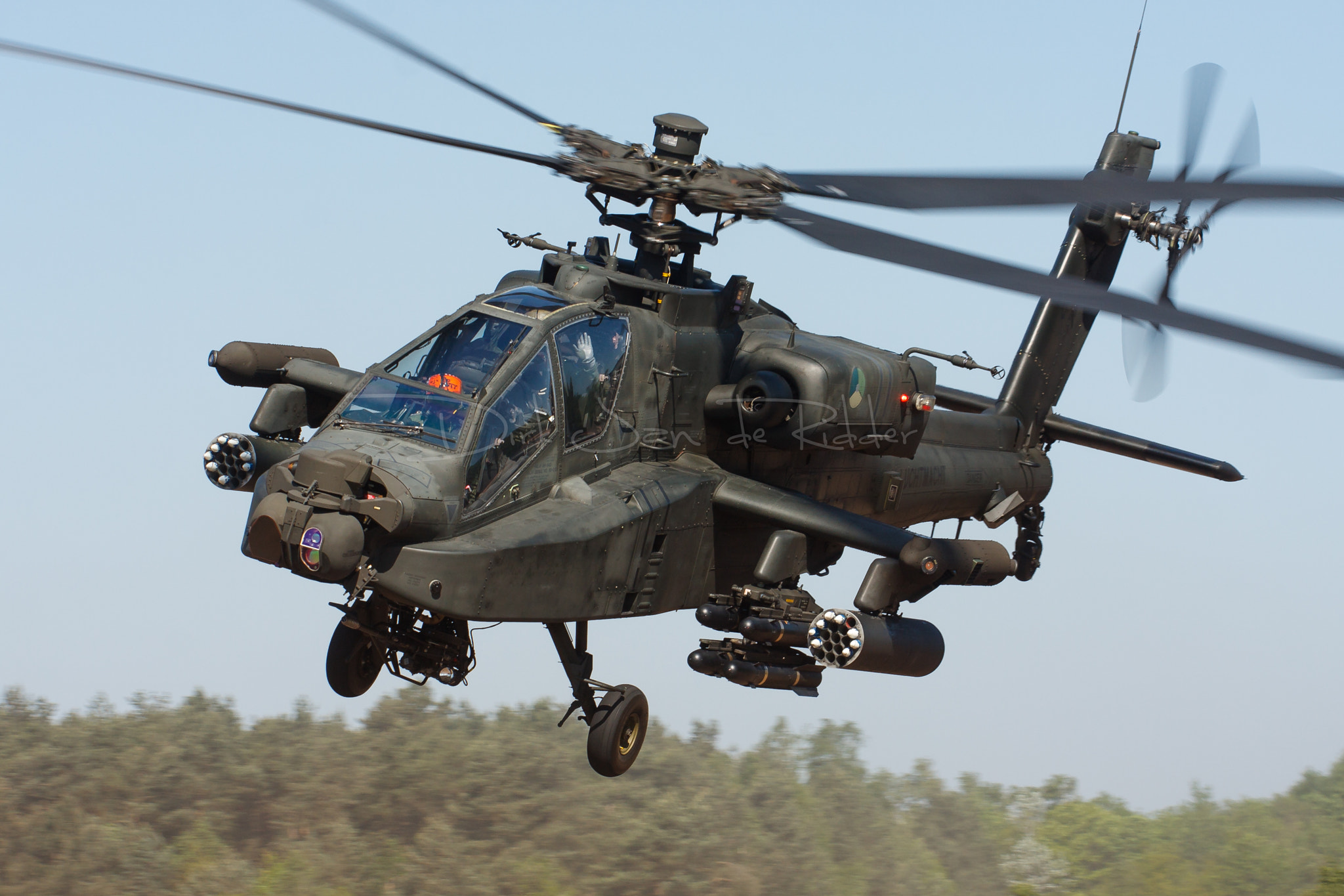 Canon EOS 40D + Canon EF 70-200mm F2.8L USM sample photo. Royal netherlands air force ah-64d apache q-24 photography