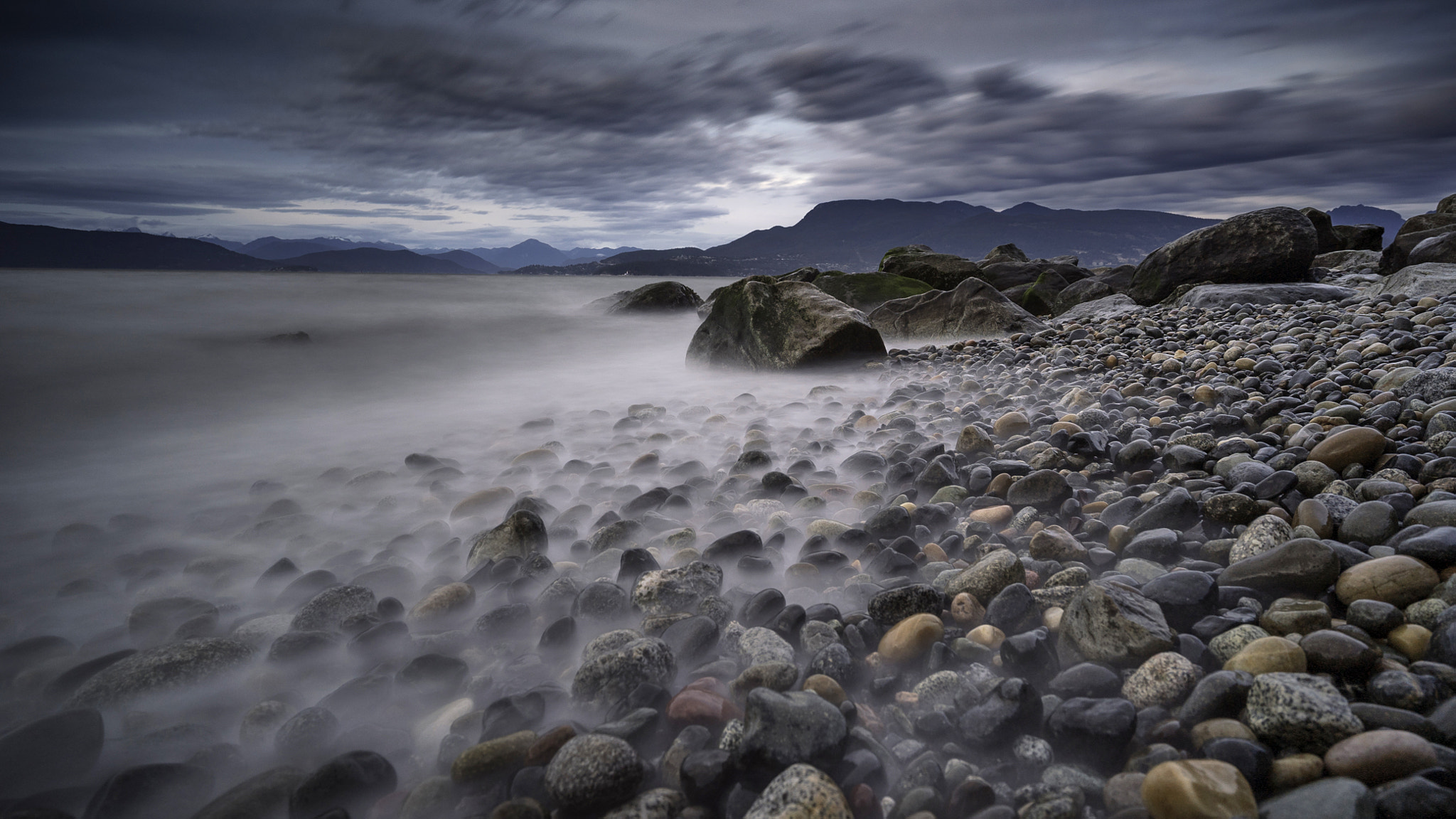 Sony a7S II + Sony Vario-Tessar T* FE 16-35mm F4 ZA OSS sample photo. Seascape photography photography