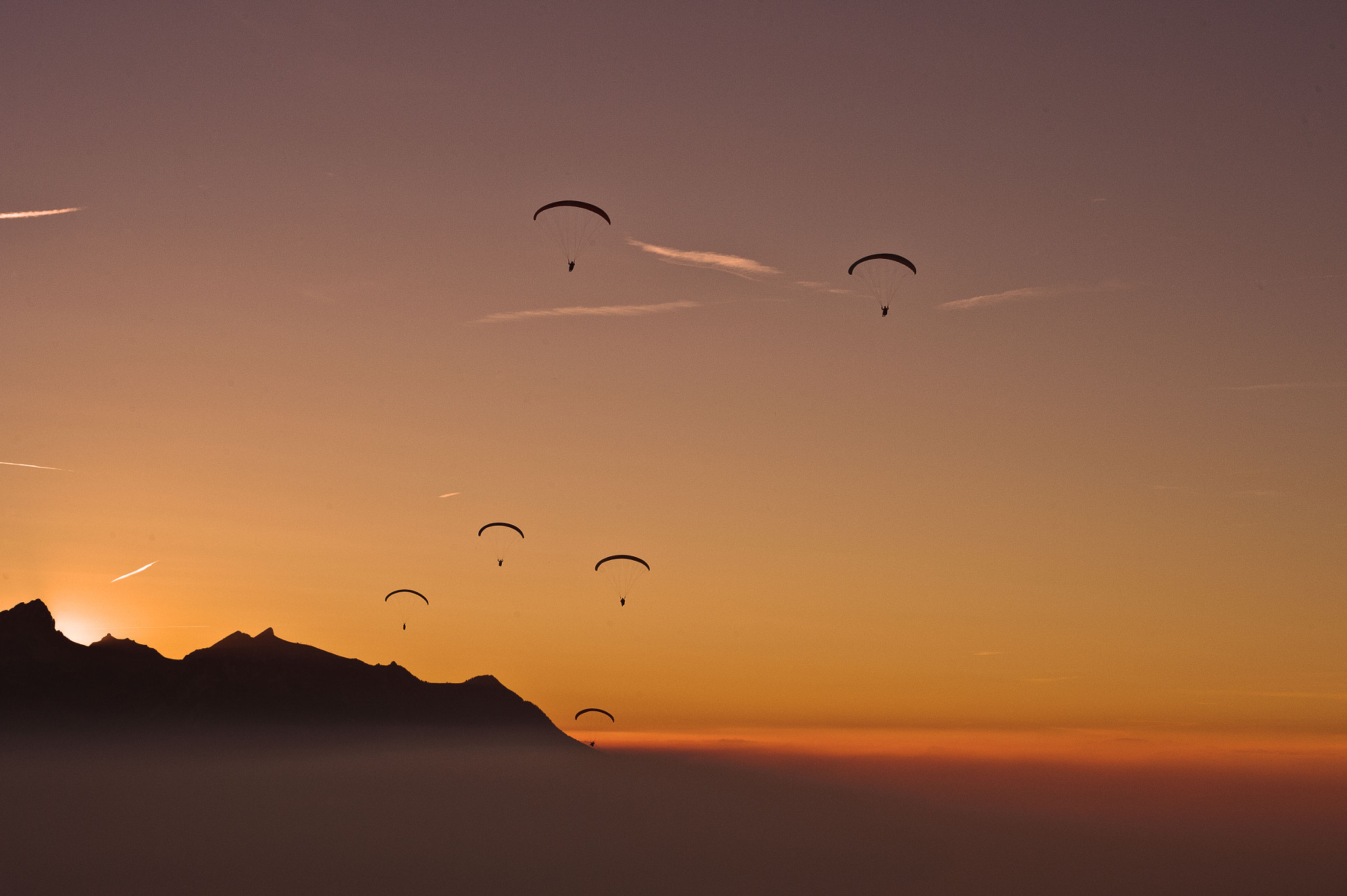 Nikon D4 + AF Zoom-Nikkor 35-70mm f/2.8D sample photo. Flying into the dark photography