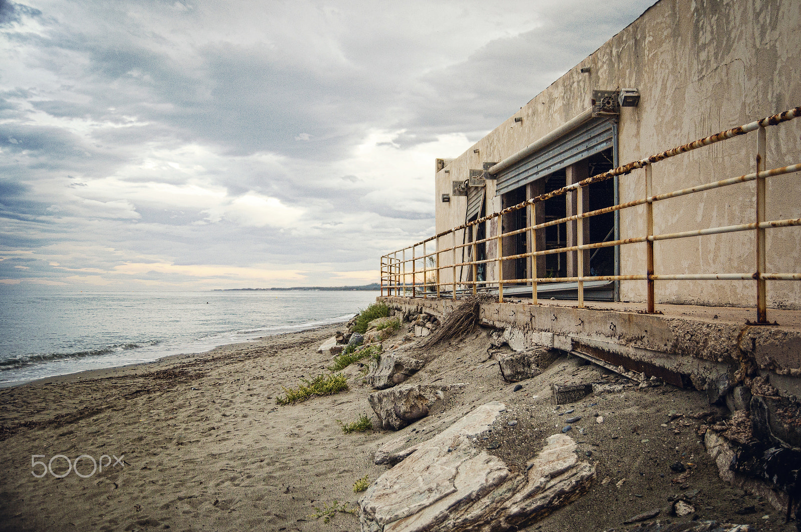 Nikon D5000 sample photo. @poggio-mezzana_beach photography