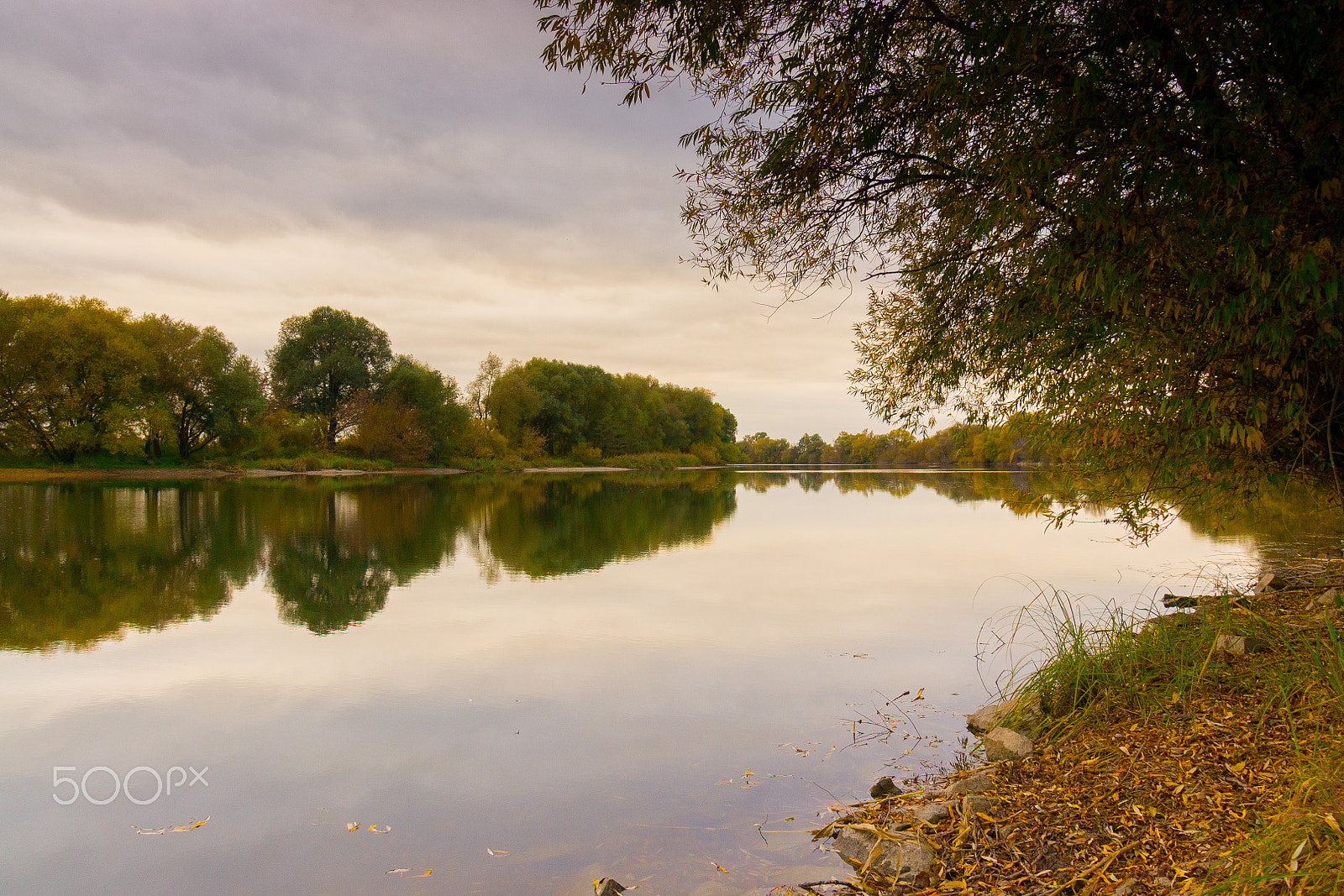 Sony Alpha DSLR-A500 sample photo. Danube photography