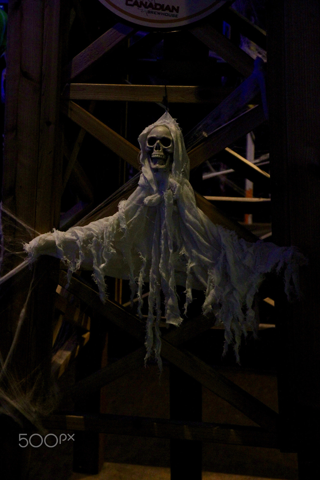 Canon EOS 550D (EOS Rebel T2i / EOS Kiss X4) sample photo. Ghost photography