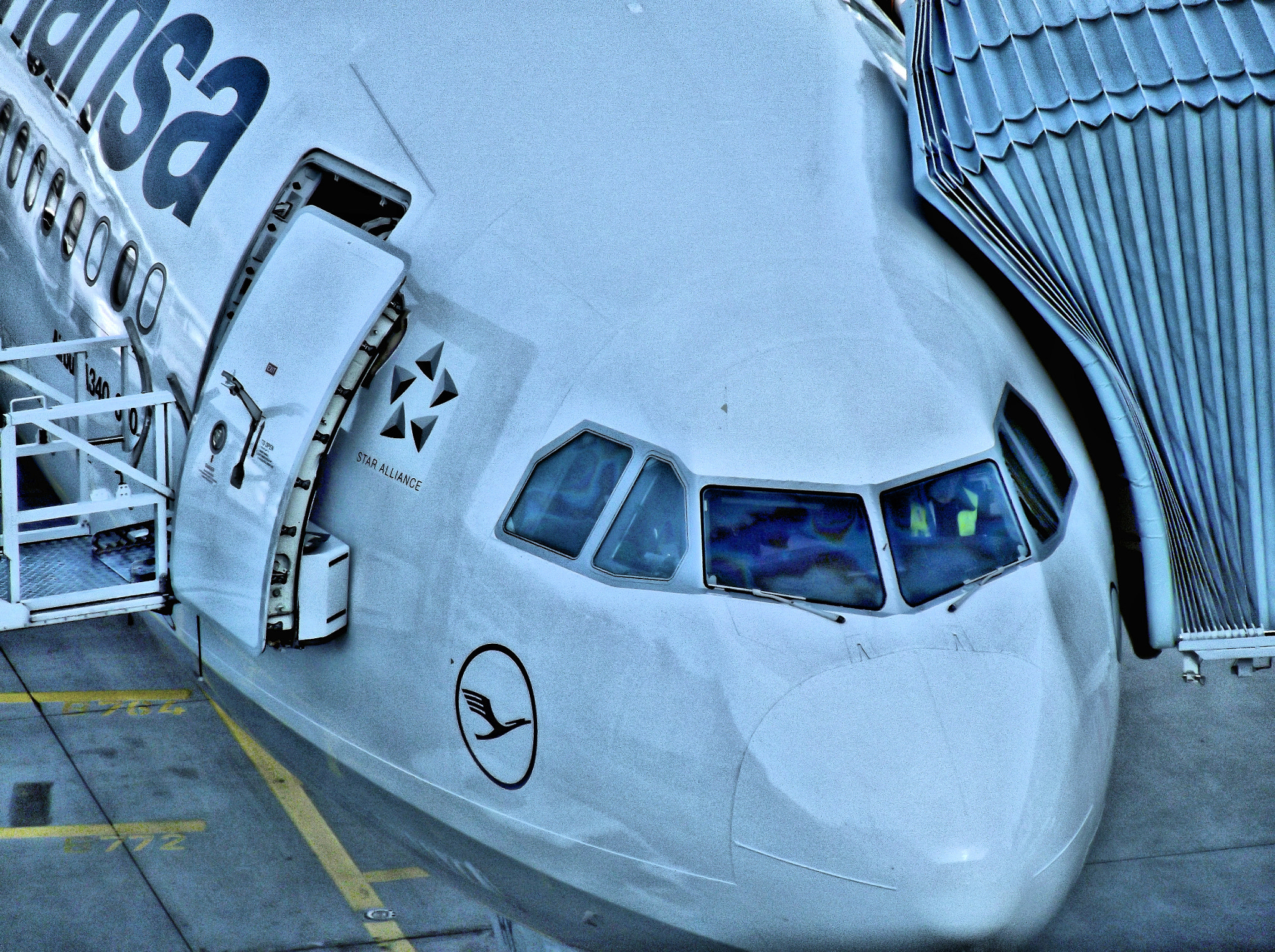 Fujifilm FinePix T400 sample photo. Airbus a340 at munich photography