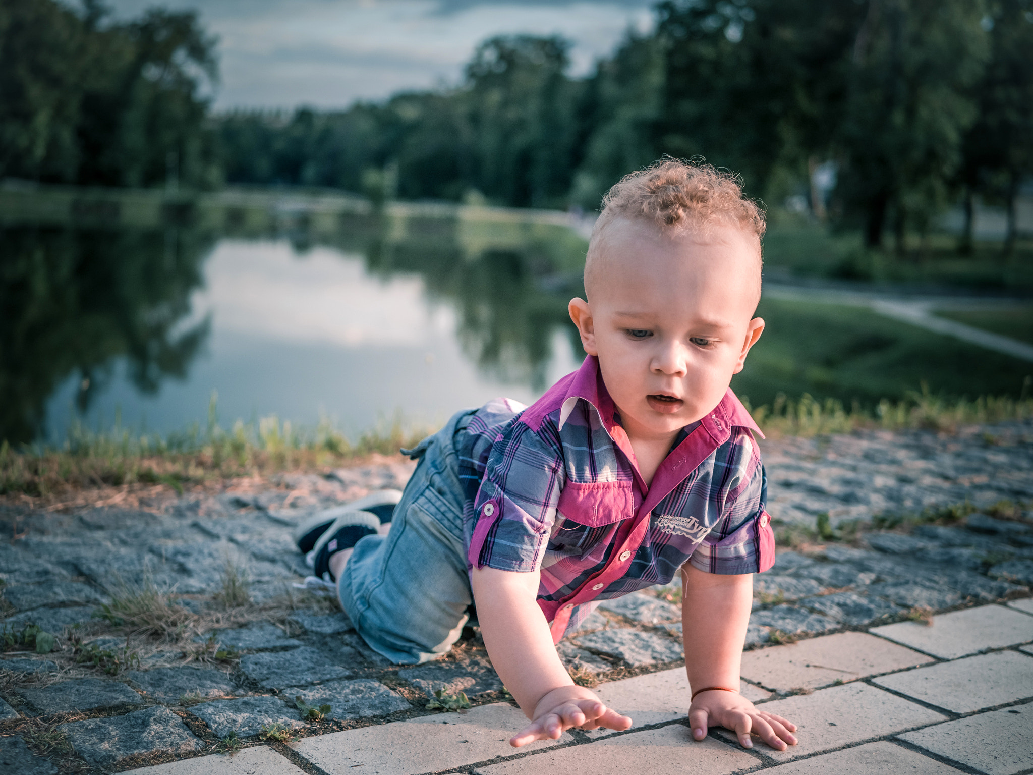 Panasonic Lumix DMC-G6 + LUMIX G 25/F1.7 sample photo. Child photography