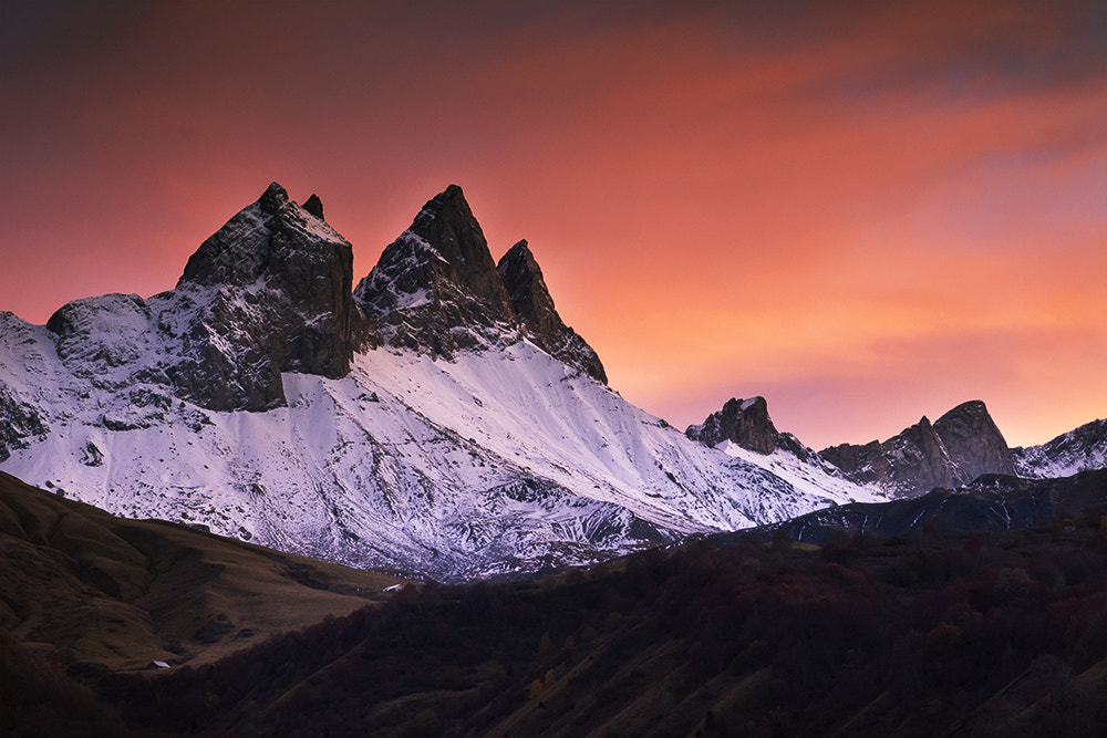 Sigma 17-70mm F2.8-4 DC Macro OS HSM sample photo. Aiguilles d'arves photography
