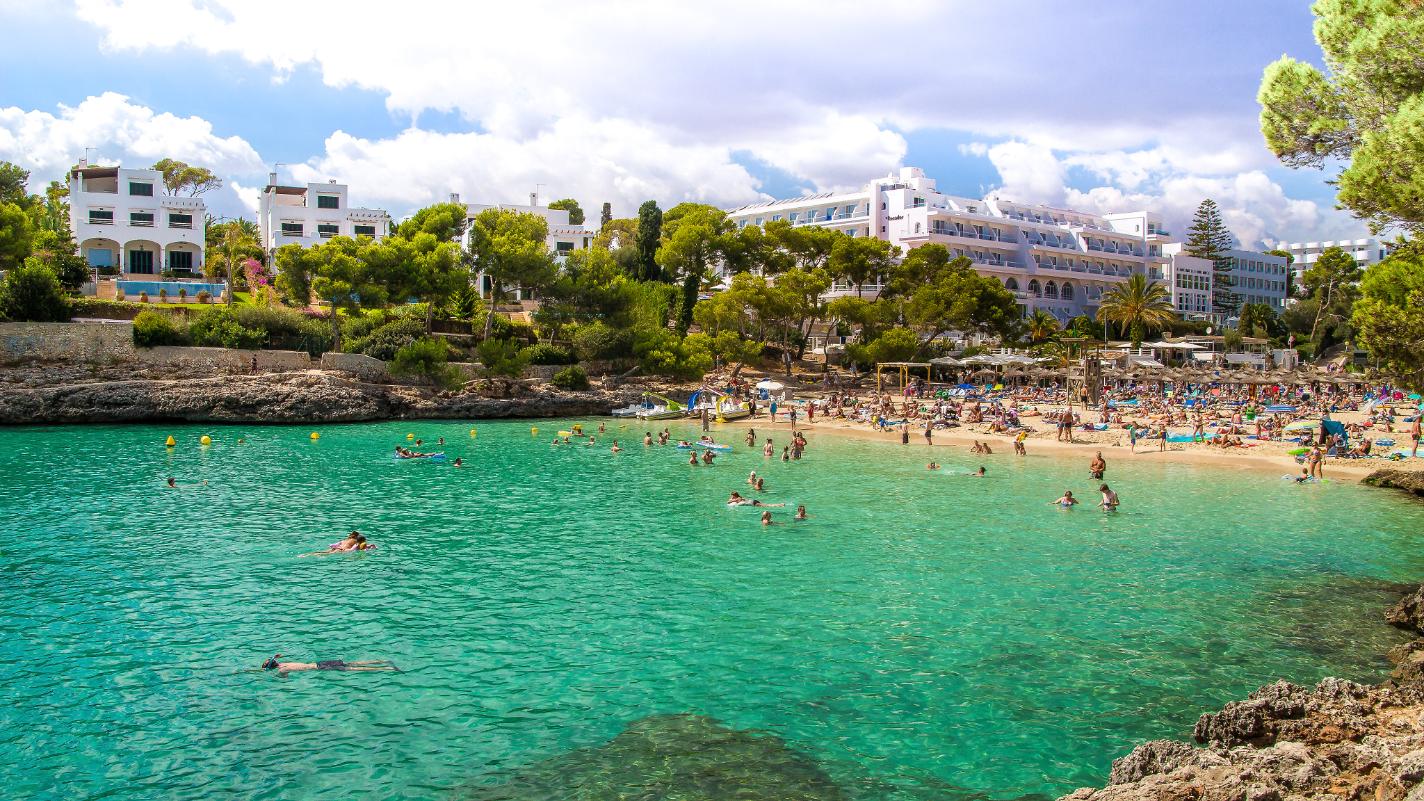 Sigma 17-70mm F2.8-4 DC Macro OS HSM sample photo. Mallorca cala d´or photography