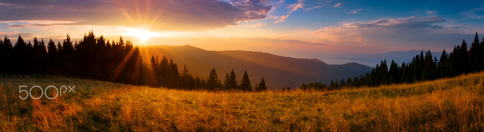 Canon EOS 40D + Canon EF 17-40mm F4L USM sample photo. Panoramic view of the sunrise in the tatra mountains photography