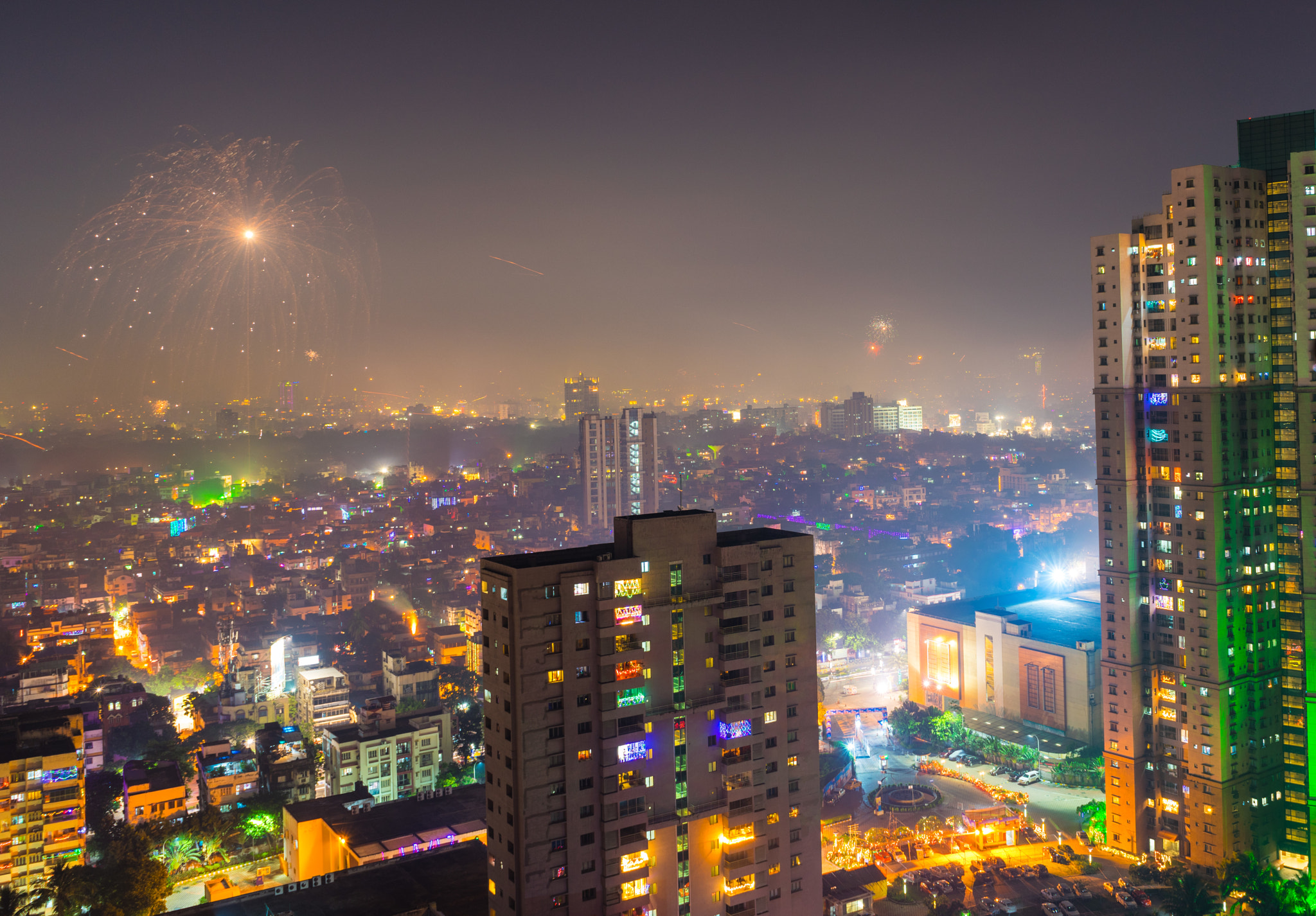 Sony a7R + Sony FE 28mm F2 sample photo. Diwali, 2016 photography