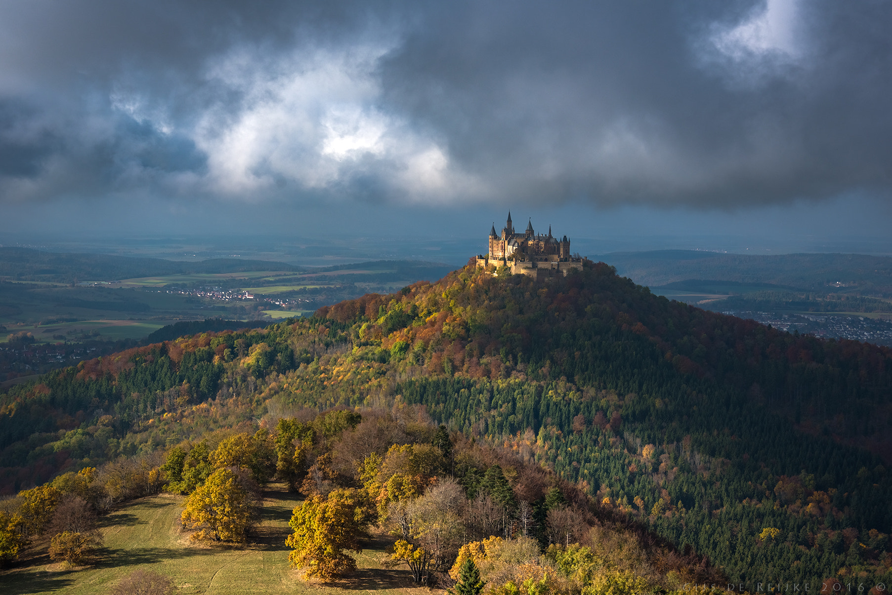 AF Zoom-Nikkor 28-80mm f/3.3-5.6G sample photo. Colourful hohenzollern photography