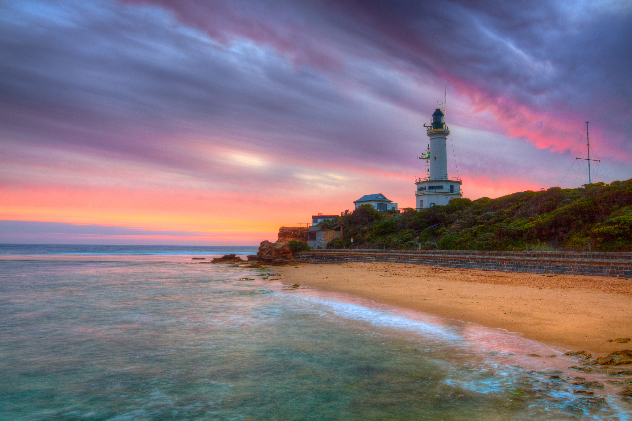 Canon EOS 50D sample photo. Light house photography