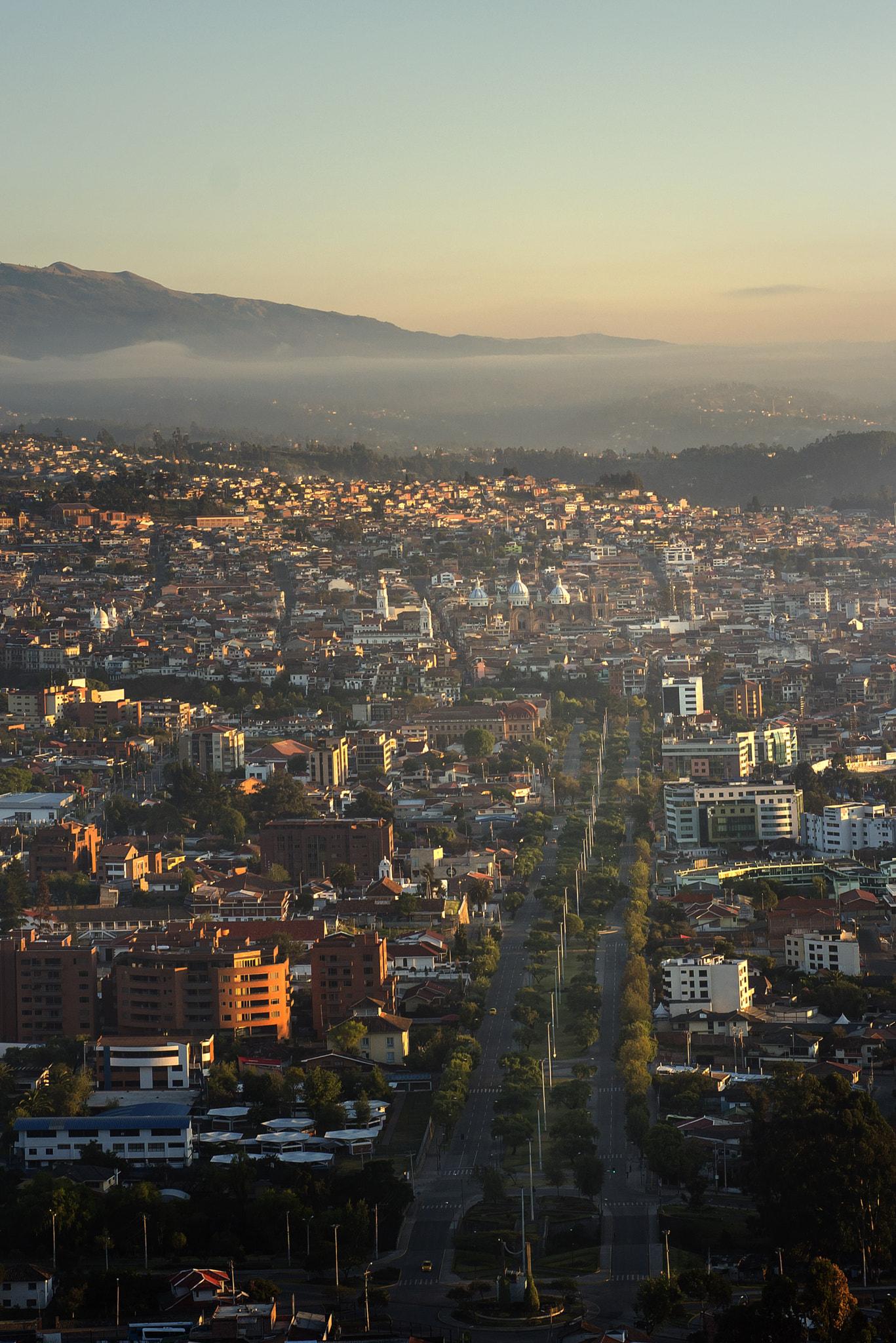 Nikon D610 sample photo. Cuenca en horas tempranas photography