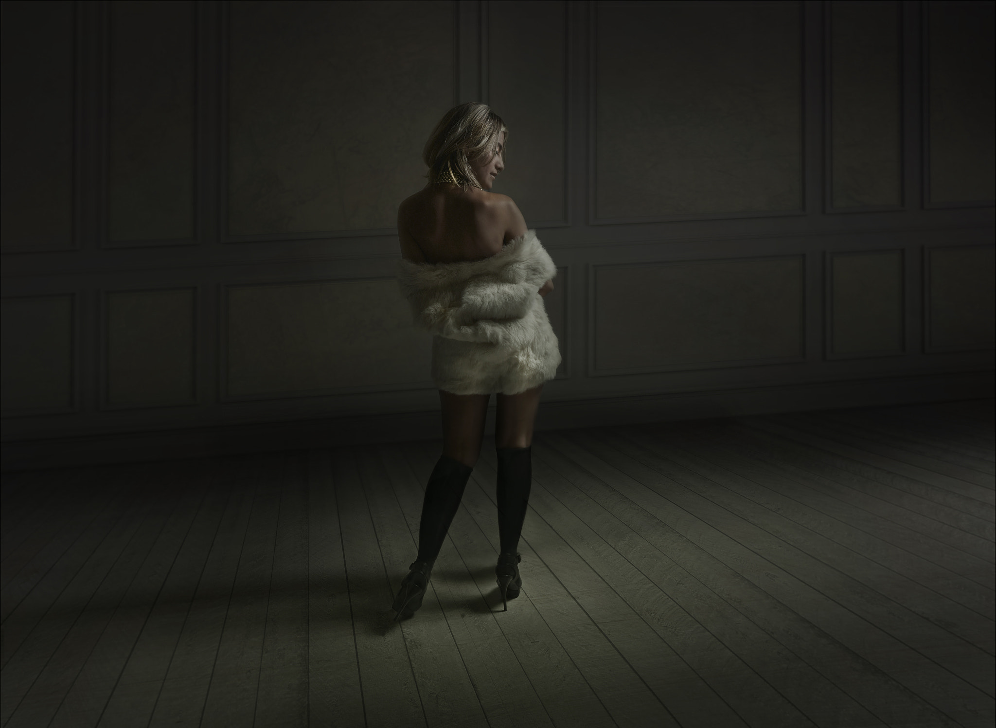 Sigma 24-70mm F2.8 EX DG HSM sample photo. Guille in fur photography