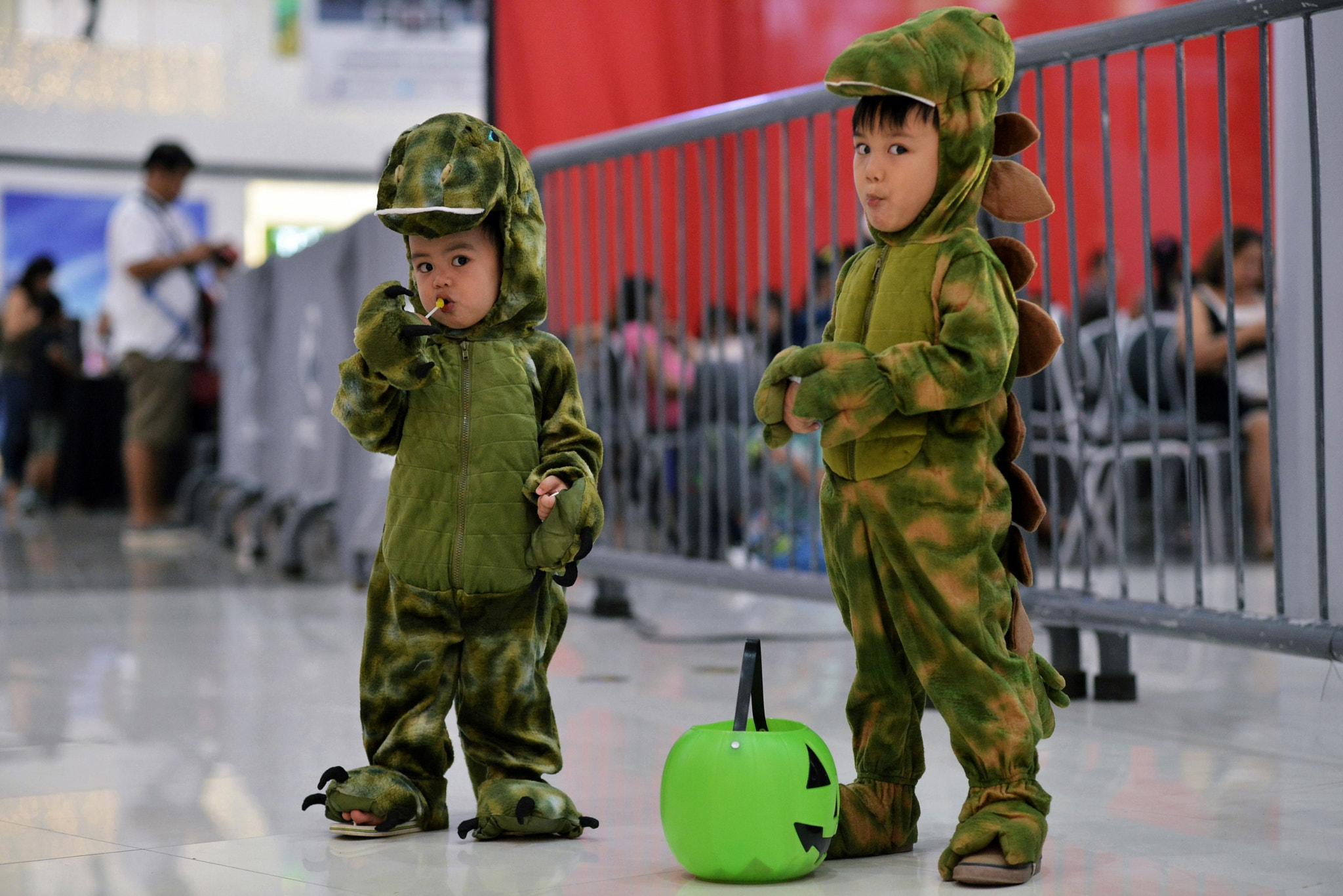 Nikon D600 + AF Nikkor 85mm f/1.8 sample photo. Halloween! photography