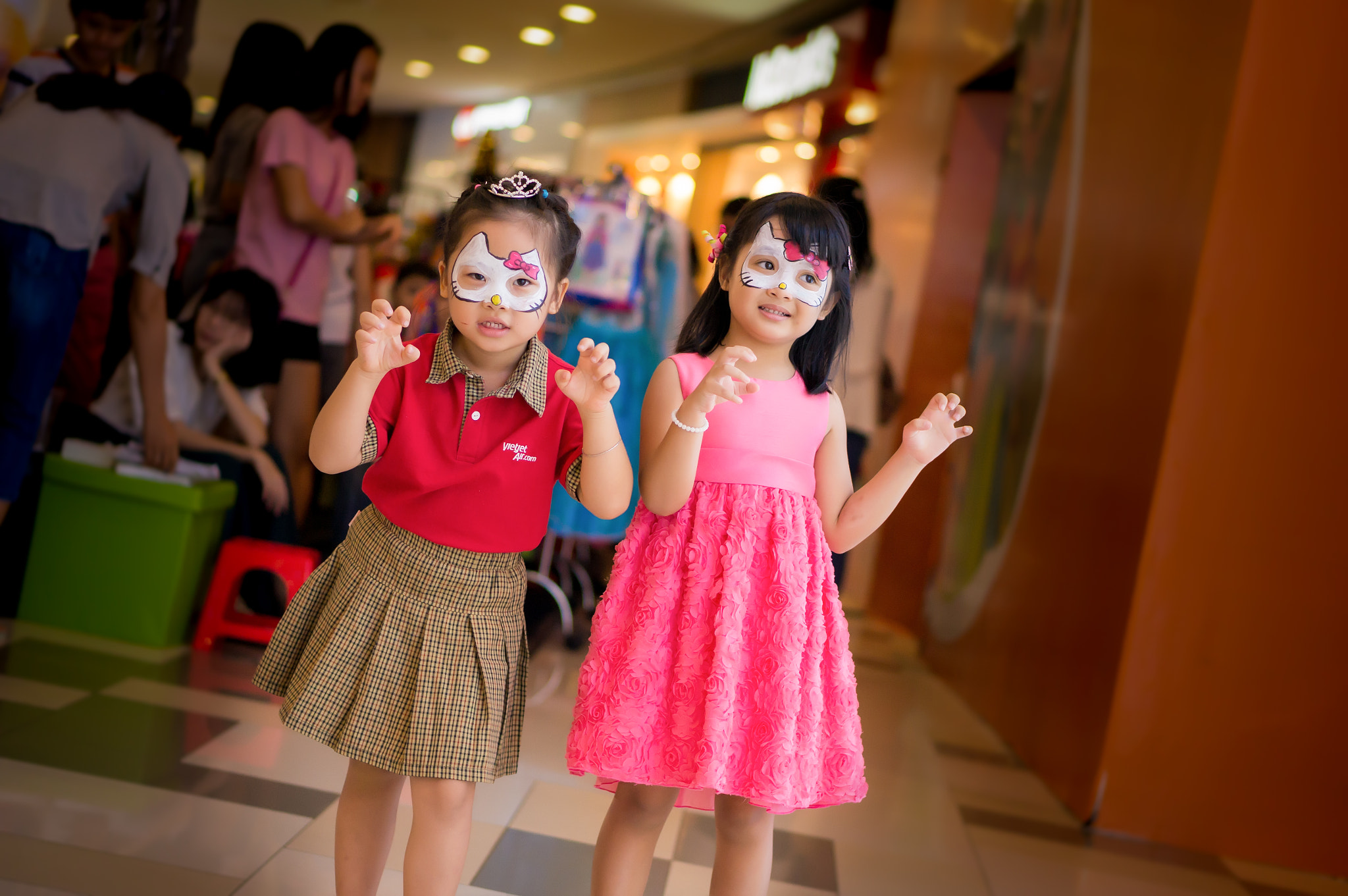 Sony Alpha NEX-6 + E 50mm F1.8 OSS sample photo. Hallo-kitties photography