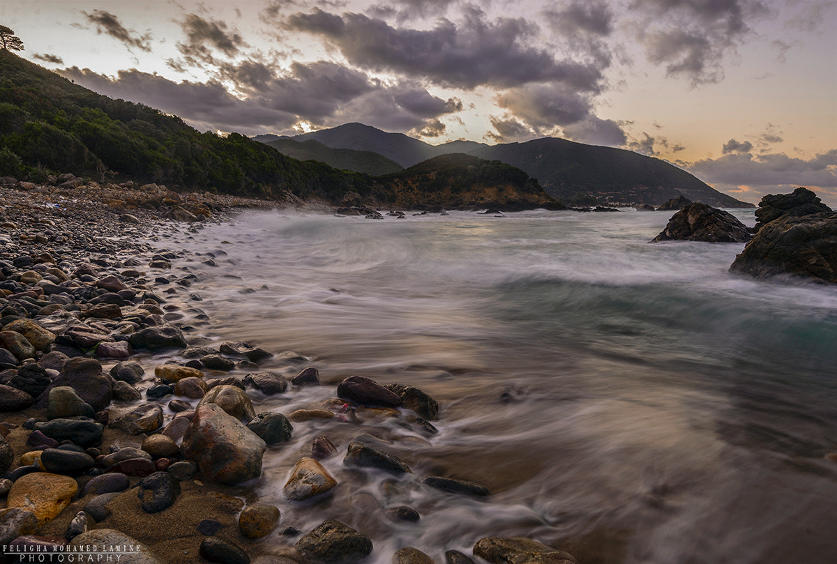 Nikon AF-S Nikkor 18-35mm F3.5-4.5G ED sample photo. T beach photography