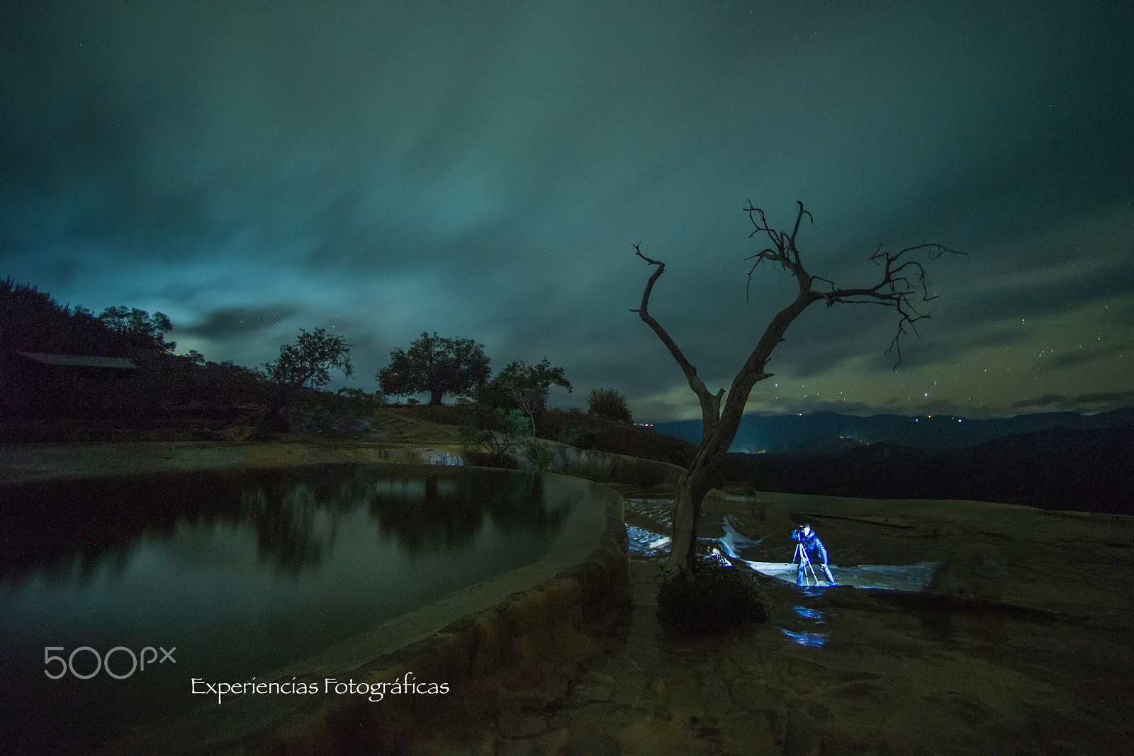 Nikon D4 + Nikon AF Nikkor 14mm F2.8D ED sample photo. The photographer under the stars photography