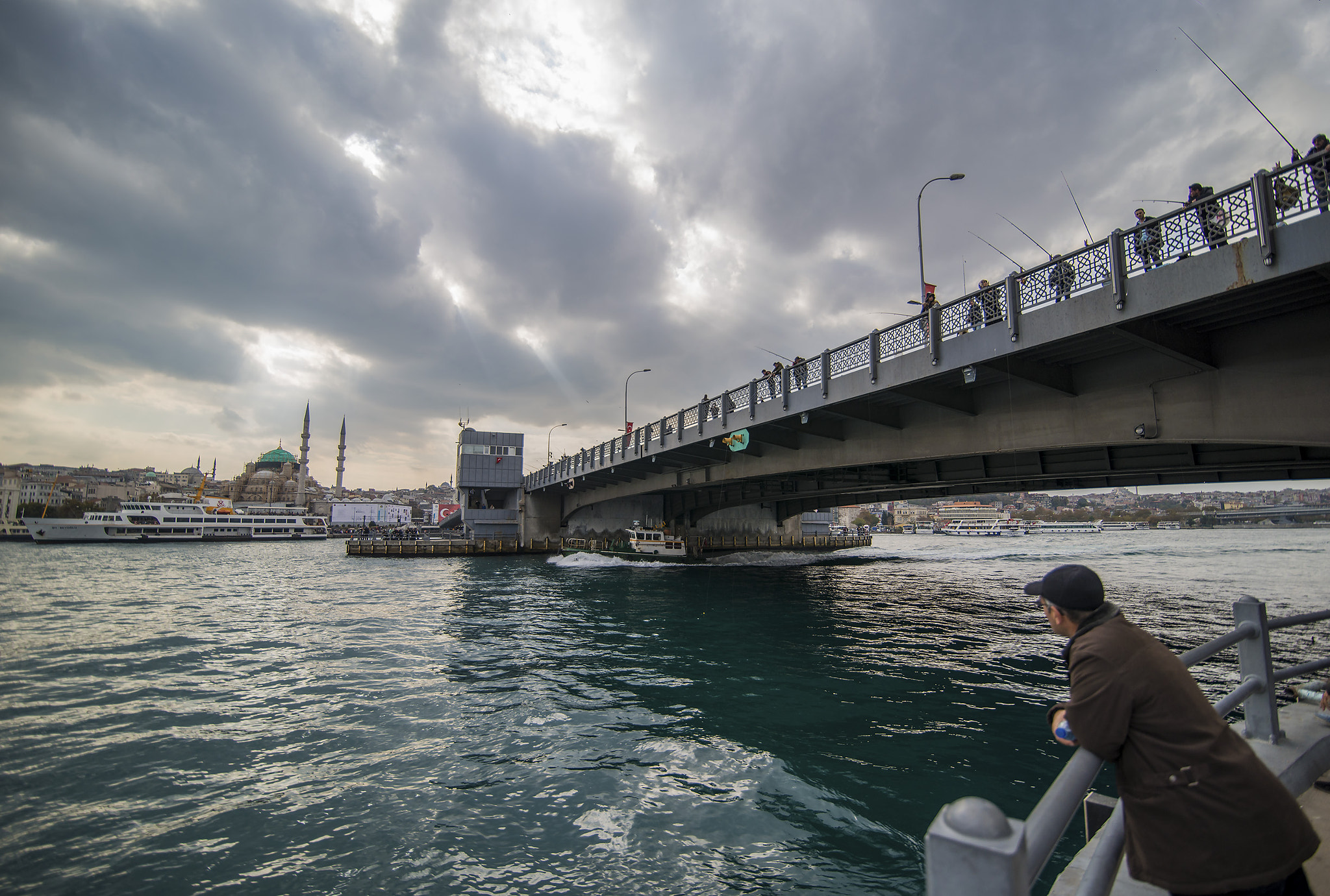 Tokina AT-X 16-28mm F2.8 Pro FX sample photo. ... photography