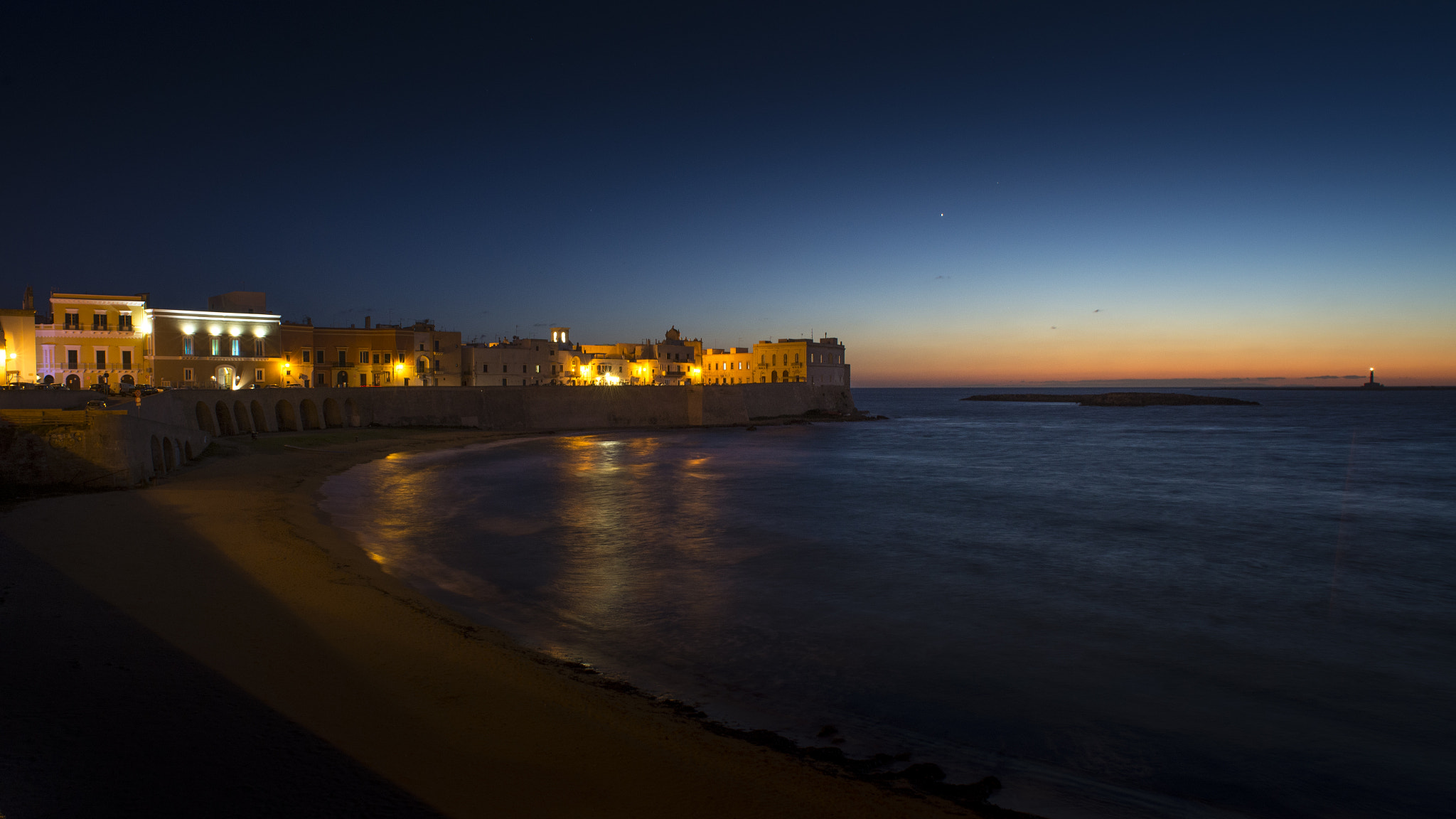 Nikon D610 + Nikon AF Nikkor 20mm F2.8D sample photo. After sunset in gallipoli photography