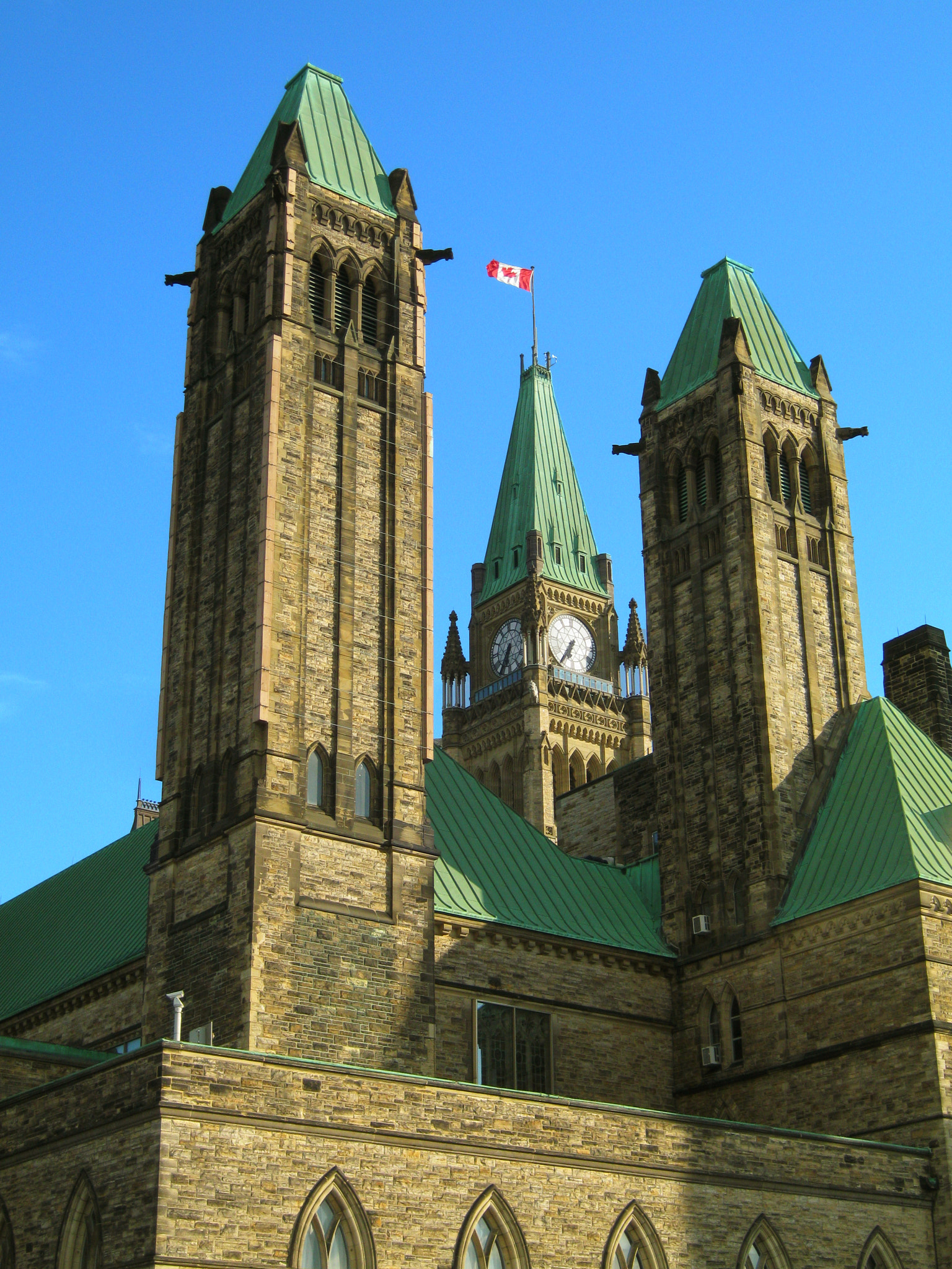 Canon PowerShot A800 sample photo. Parliament buildings photography