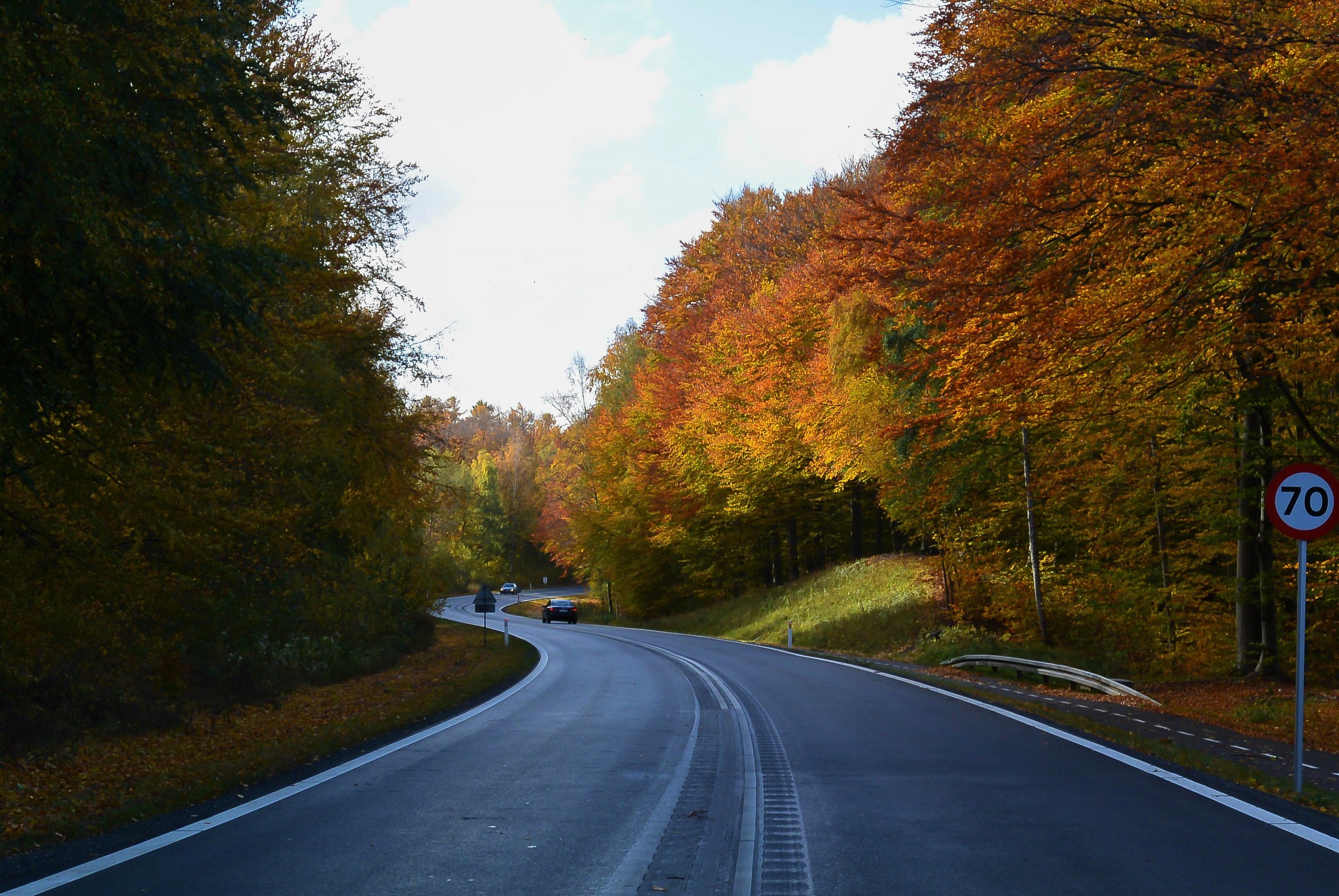 Nikon 1 S1 sample photo. Driving... photography