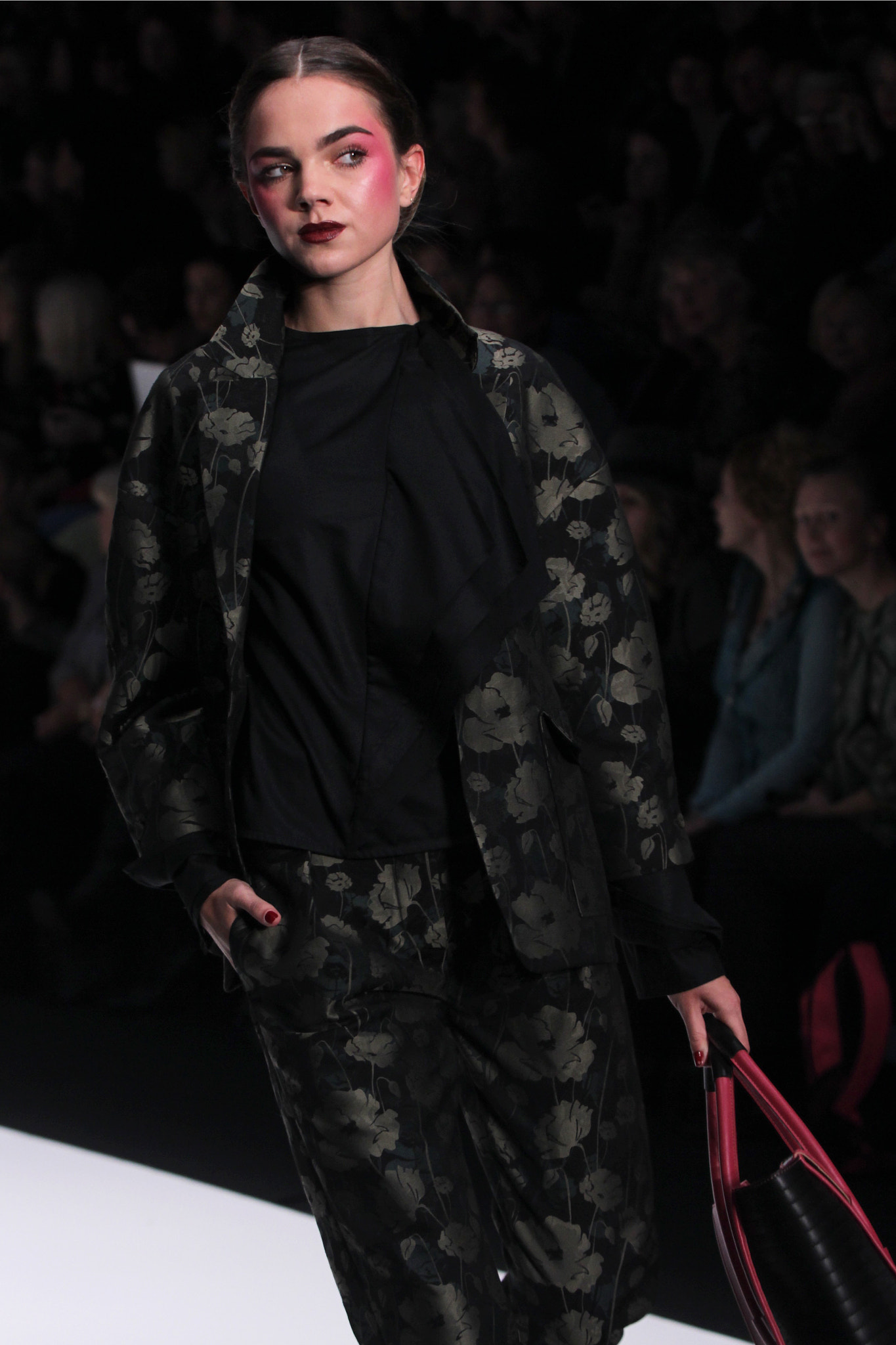 Canon EF 70-200mm F2.8L USM sample photo. Slava zaytsev's fashion show photography