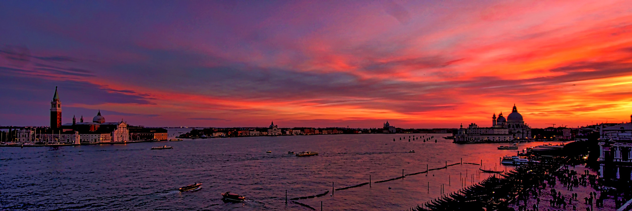 Sony a6000 + Sony E 10-18mm F4 OSS sample photo. Grand canal sunset photography