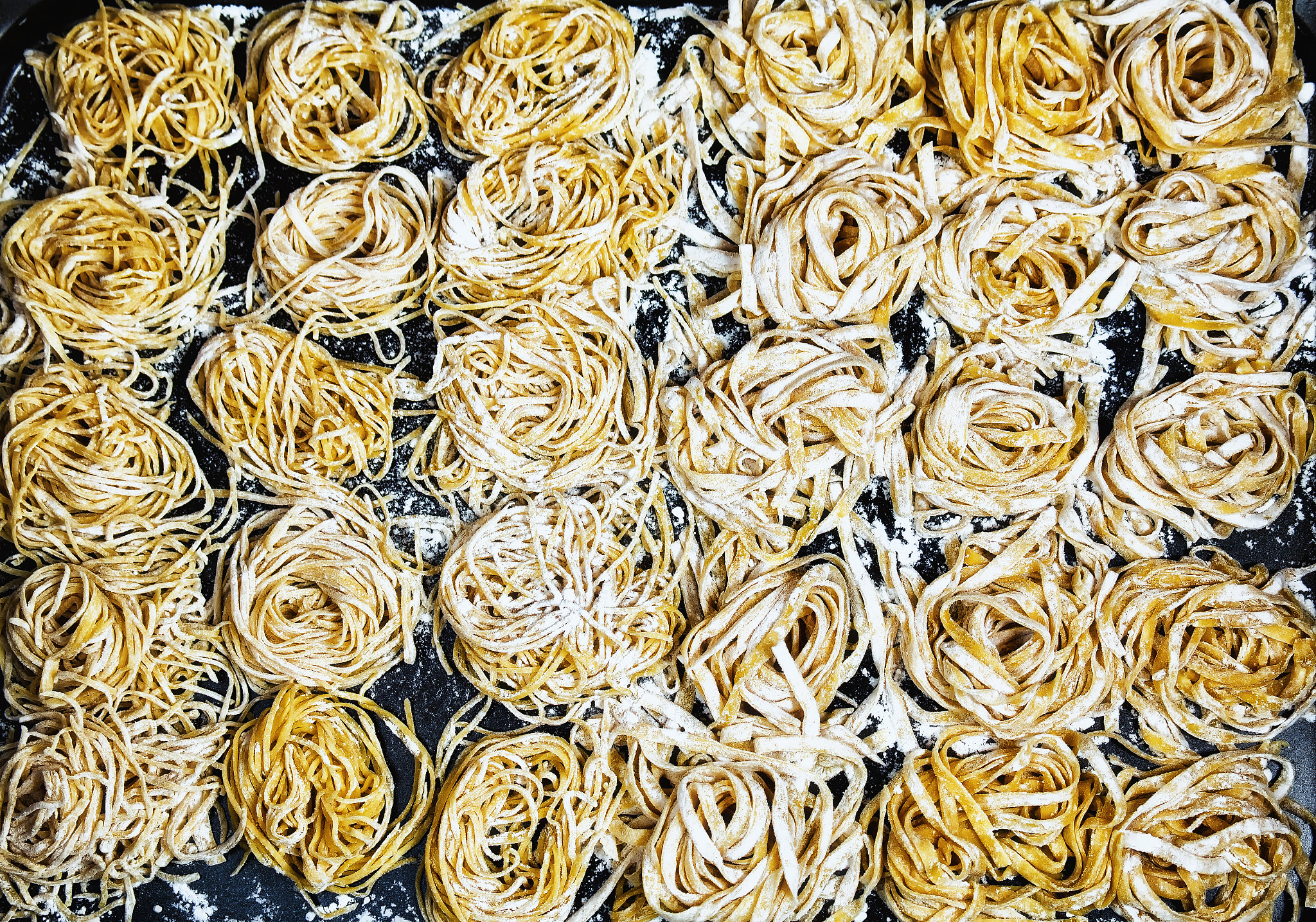 Samsung NX30 + Samsung NX 18-55mm F3.5-5.6 OIS sample photo. Pasta and love photography