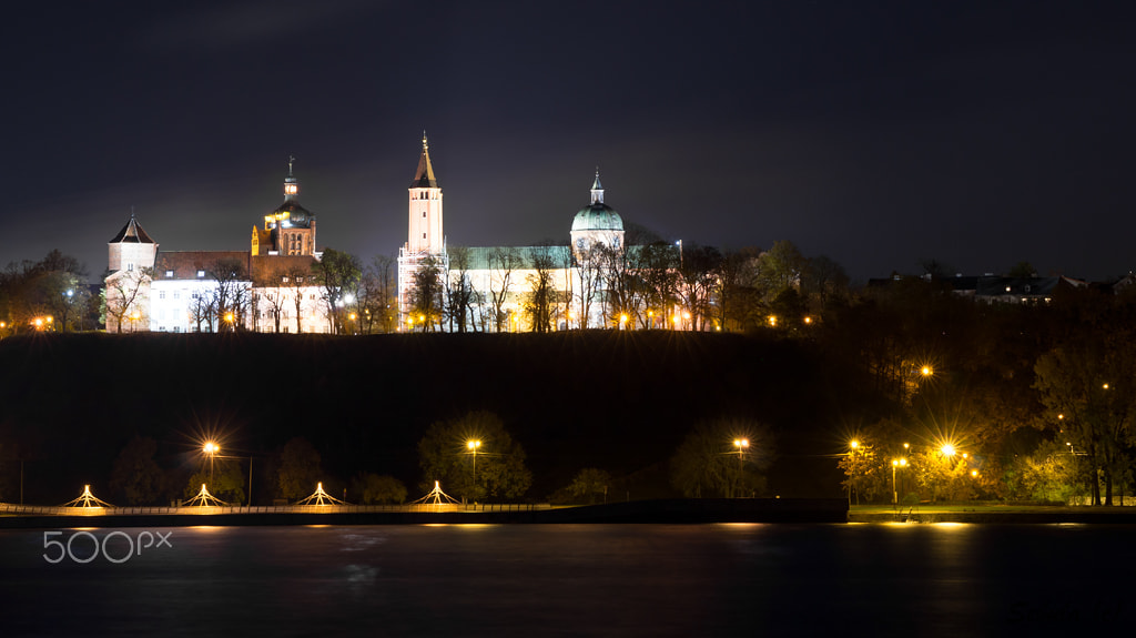 Sony DT 55-200mm F4-5.6 SAM sample photo. Płock by night photography