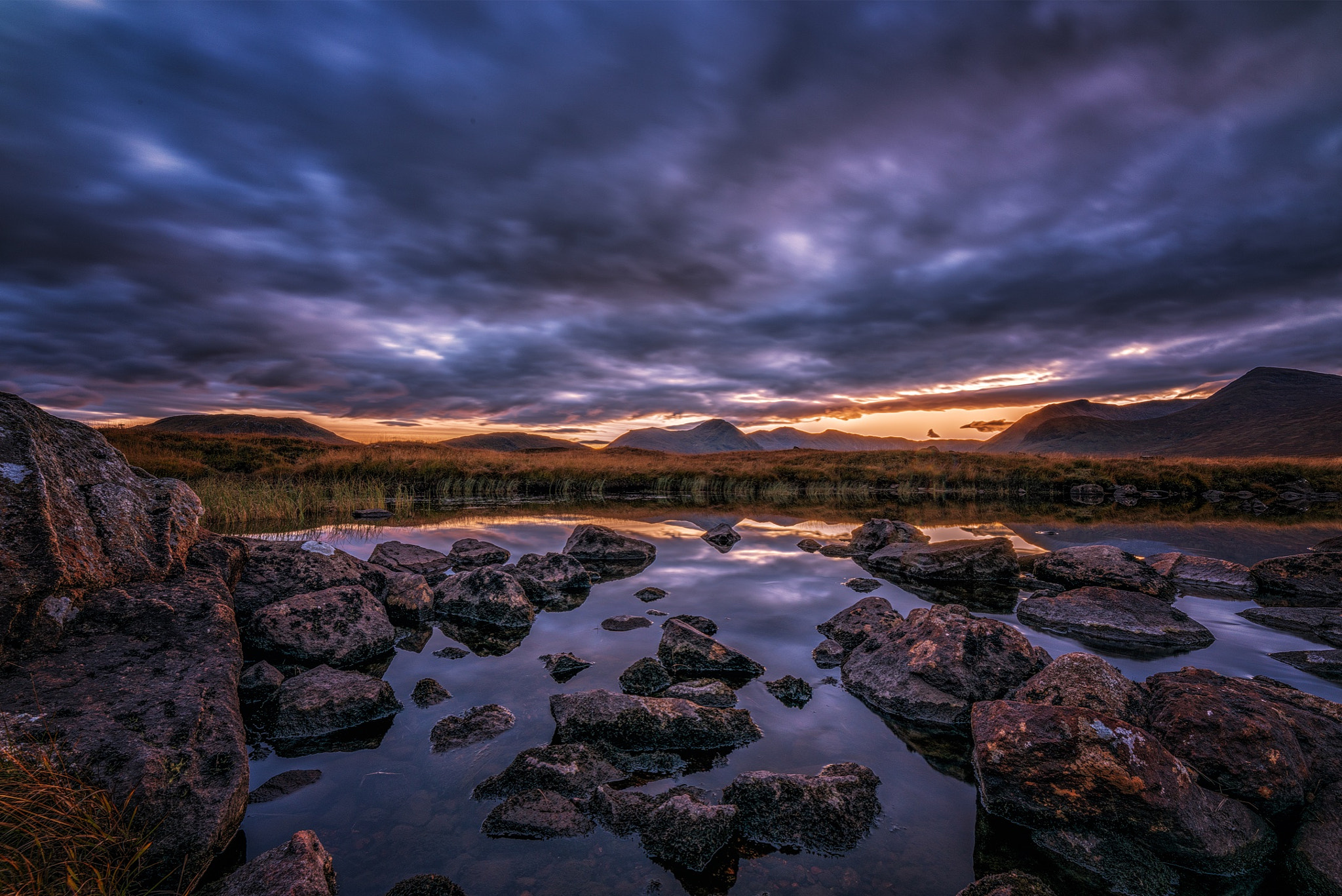 Samyang 14mm F2.8 ED AS IF UMC sample photo. Blue loch photography