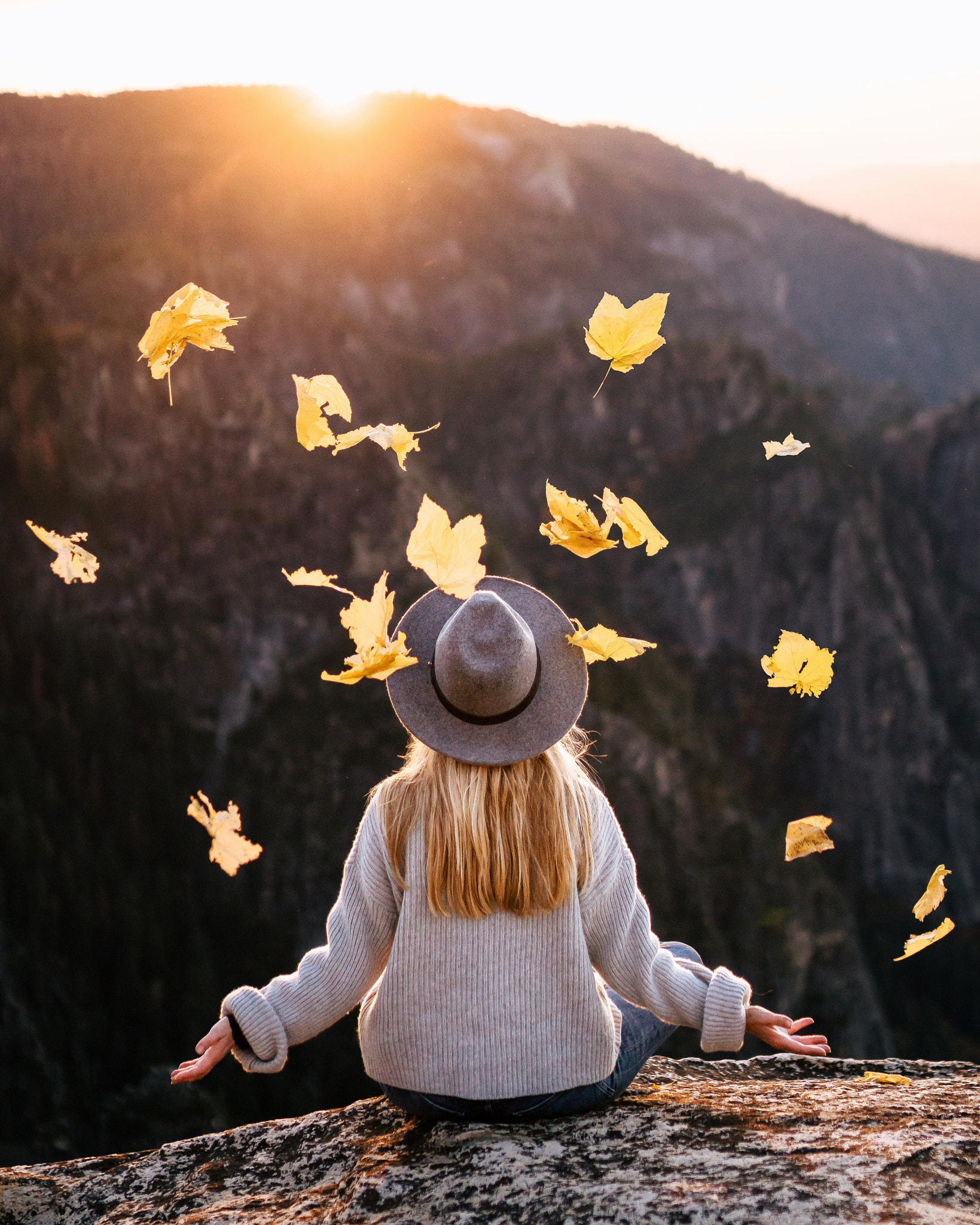 Sony a7R II + Sigma 35mm F1.4 DG HSM Art sample photo. There's something magical about fall photography