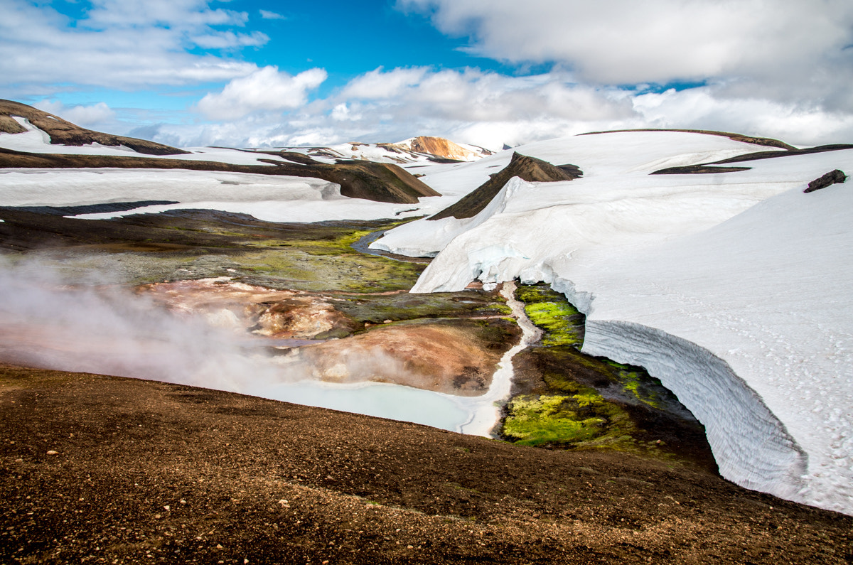 Pentax K-5 II sample photo. Hot snowfield photography