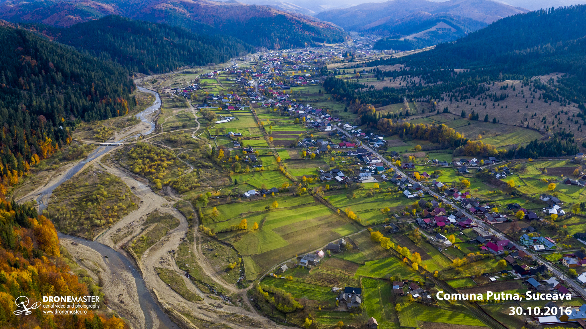 DJI FC550 sample photo. Putna village, autumn, 2016 - aerial photo photography