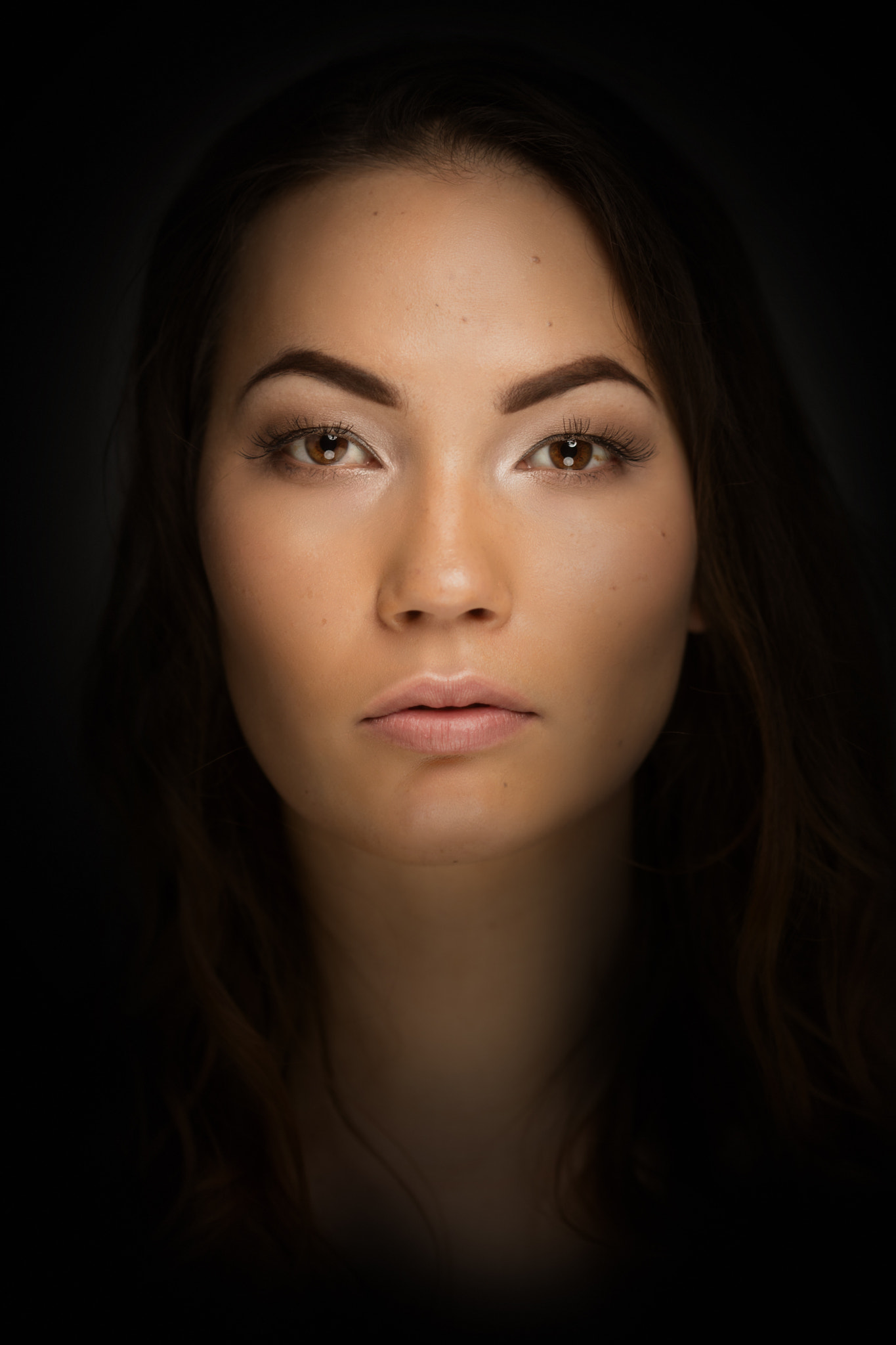 Canon EF 100mm F2.8 Macro USM sample photo. Woman photography