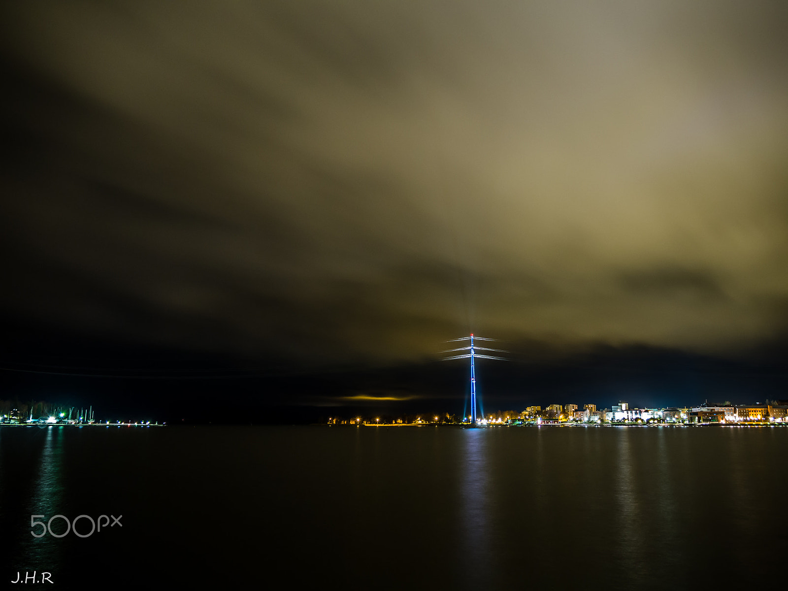 Olympus M.Zuiko Digital ED 14-42mm F3.5-5.6 EZ sample photo. Darkness always win in the end.. photography