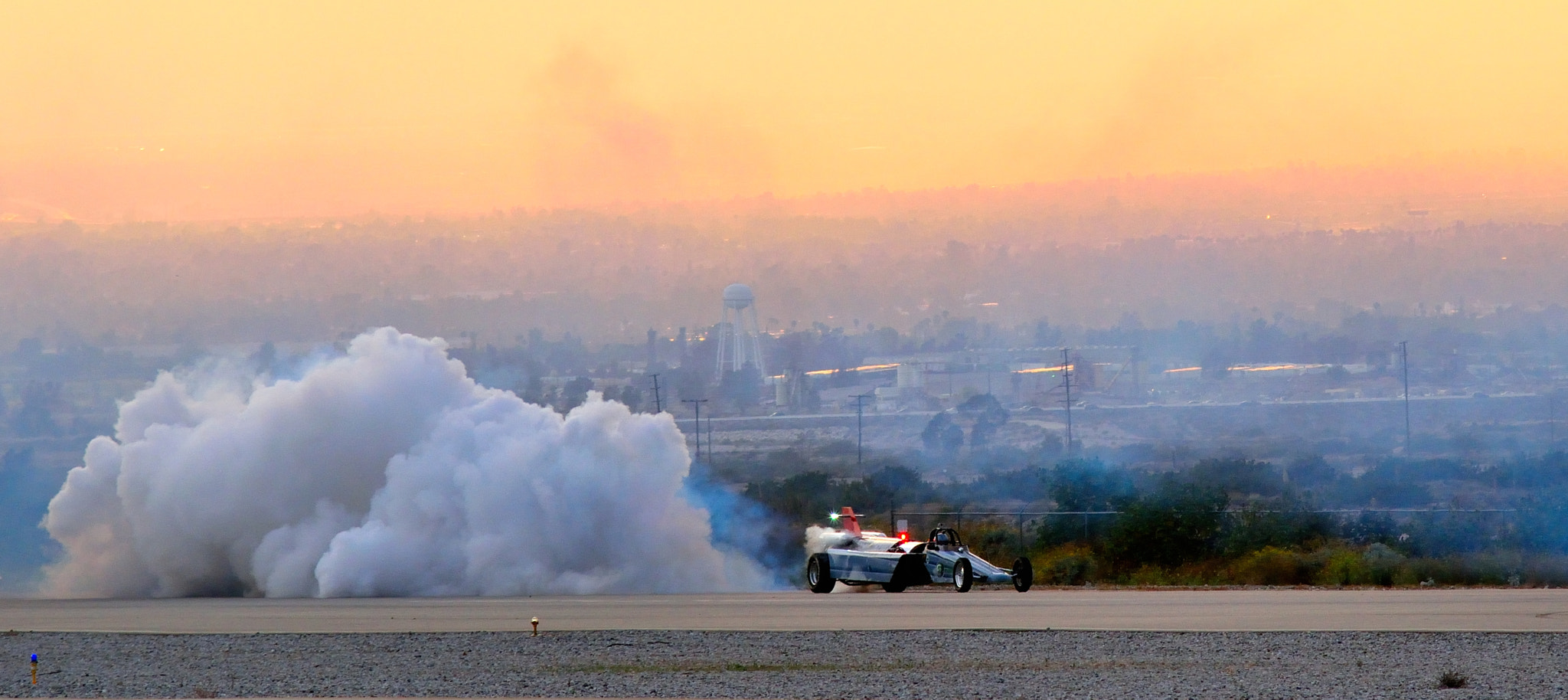 Nikon D3300 + AF Zoom-Nikkor 70-210mm f/4 sample photo. Hanger 24 airfest photography