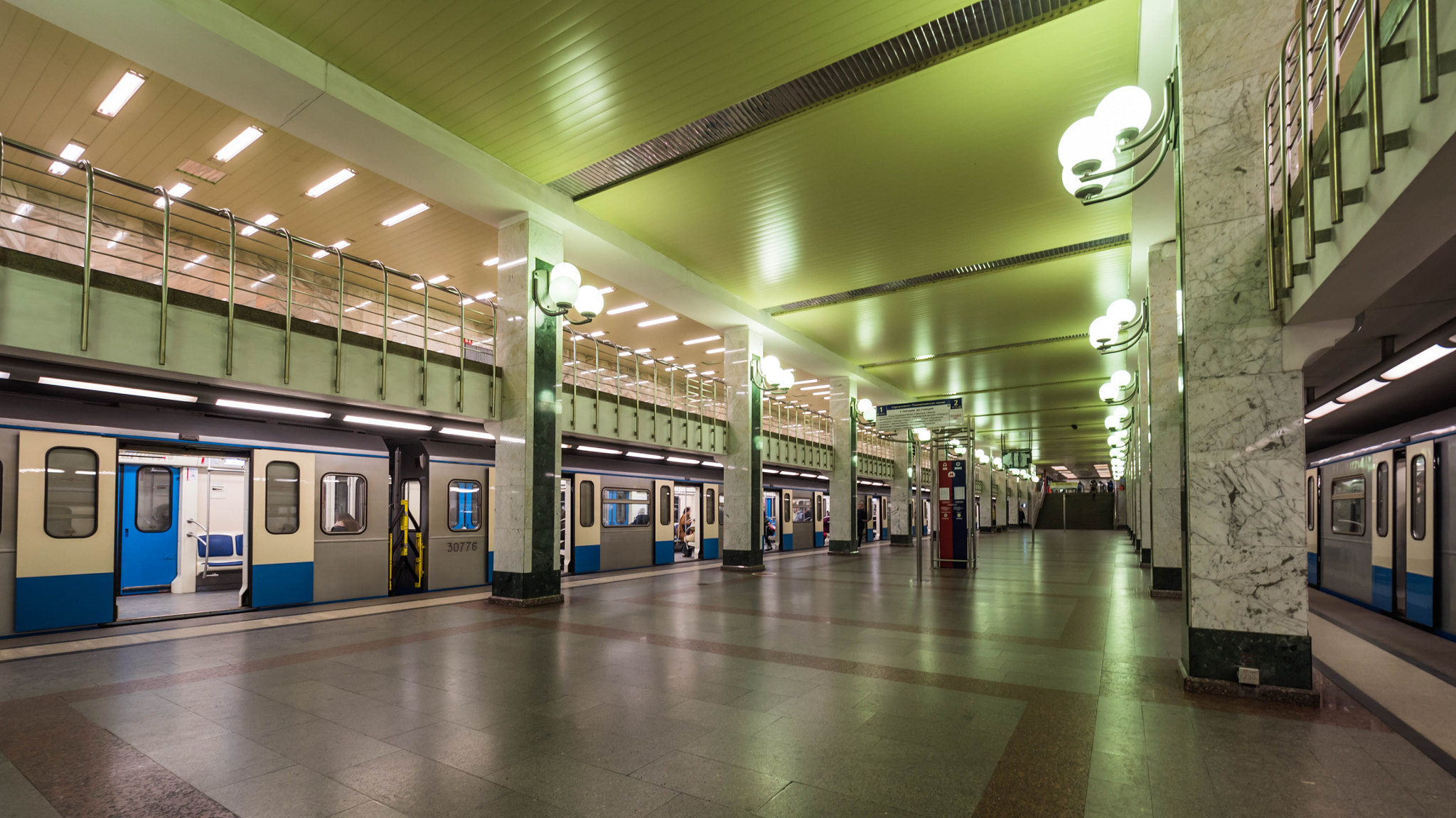 Panasonic Lumix DMC-GH4 + Olympus M.Zuiko Digital ED 7-14mm F2.8 PRO sample photo. Bulvar dmitriya donskogo (moscow metro) photography