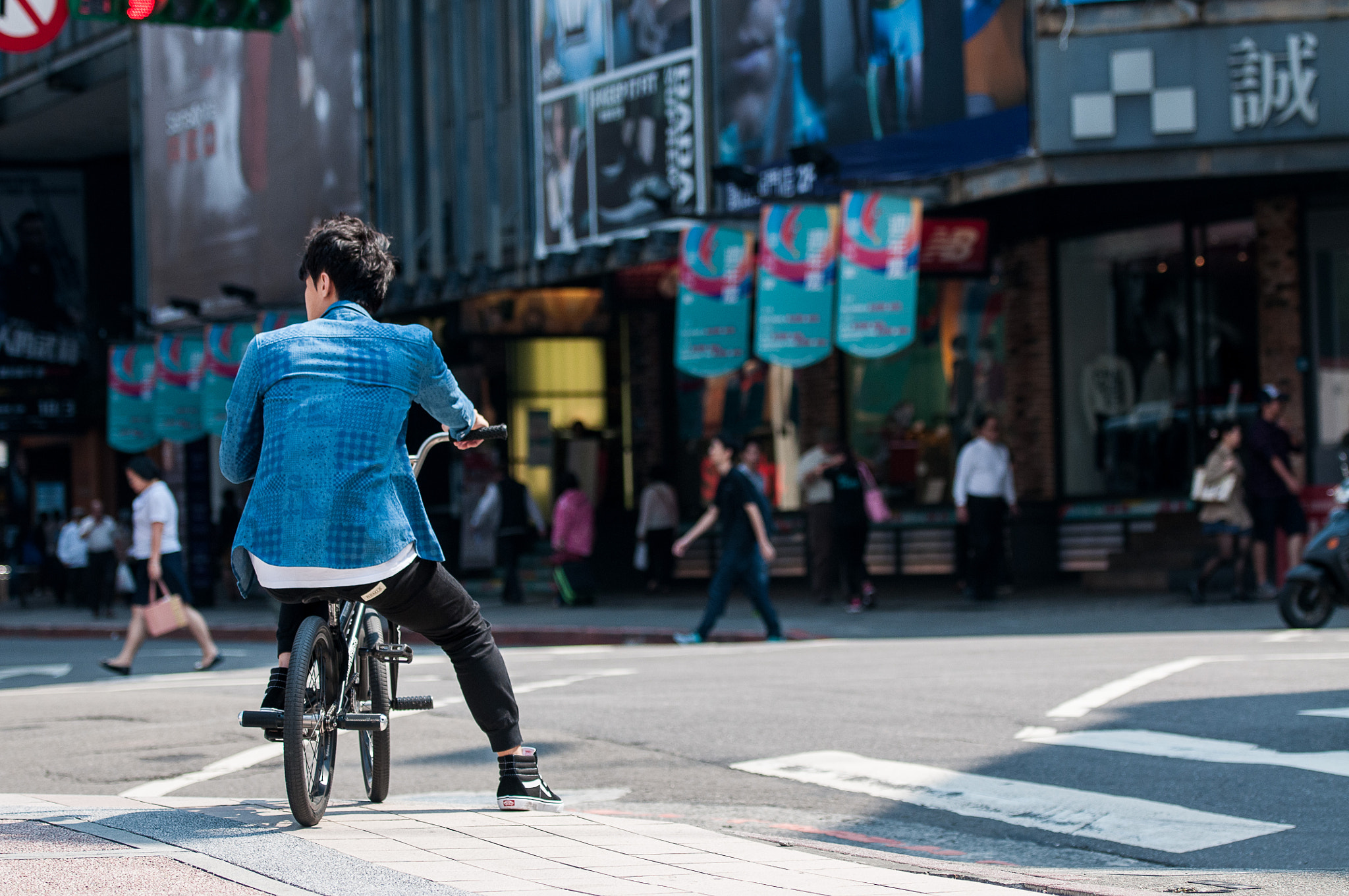 Nikon D300S sample photo. Bmx rider, taipei ximen street remix photography