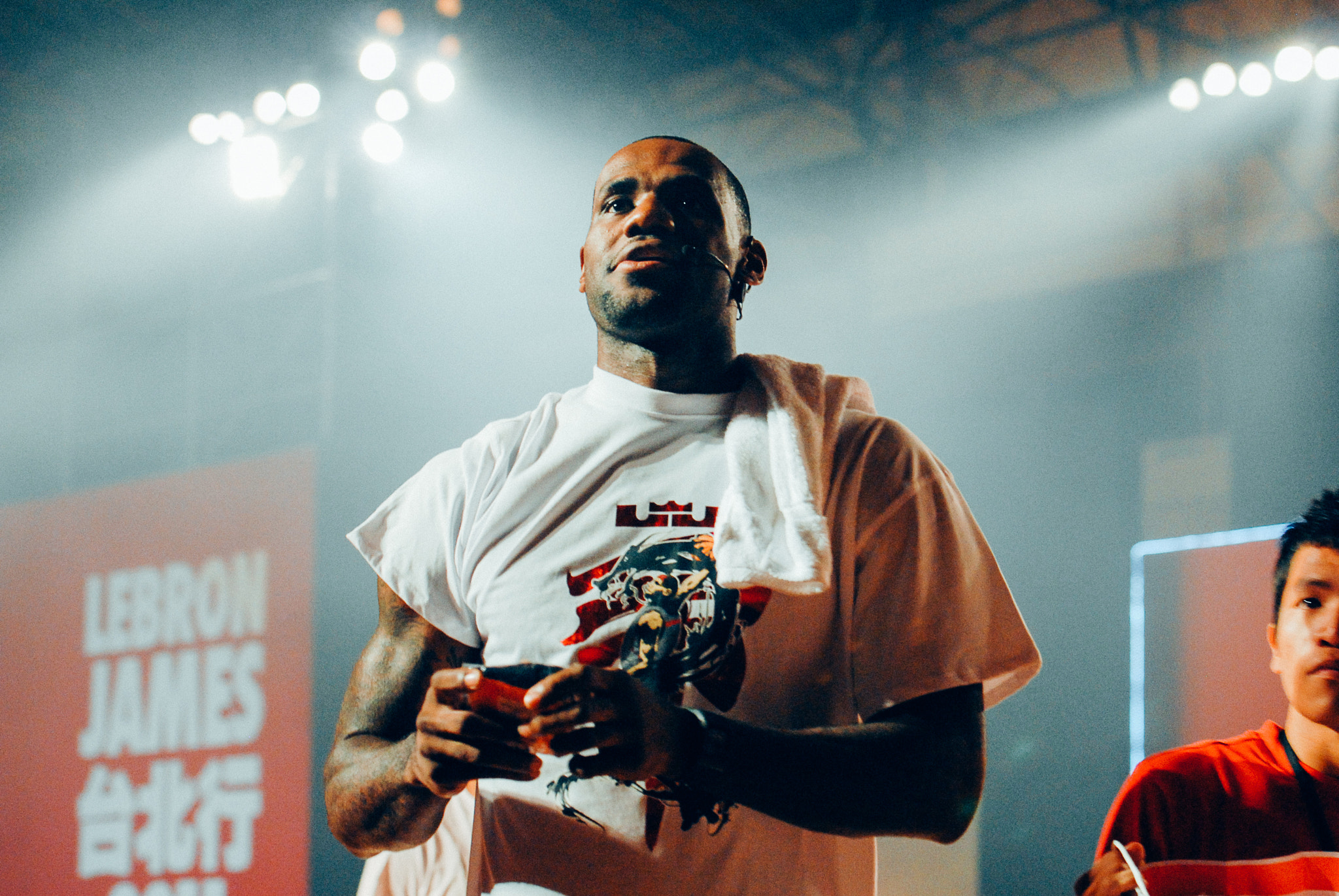 Nikon D200 sample photo. Lebron james, taipei photography