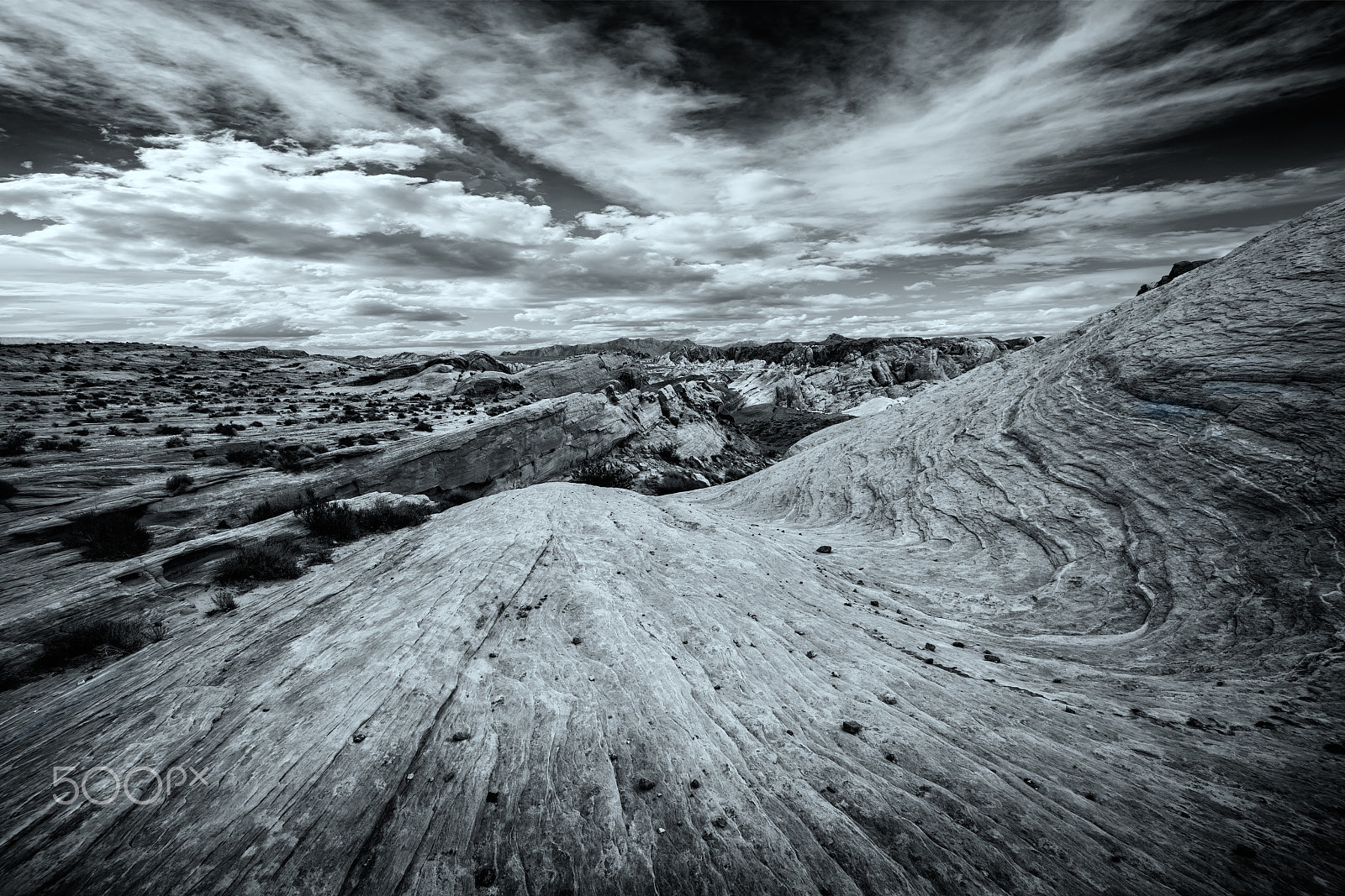 Sony a7R II + Voigtlander SUPER WIDE-HELIAR 15mm F4.5 III sample photo. Valley vanishing photography