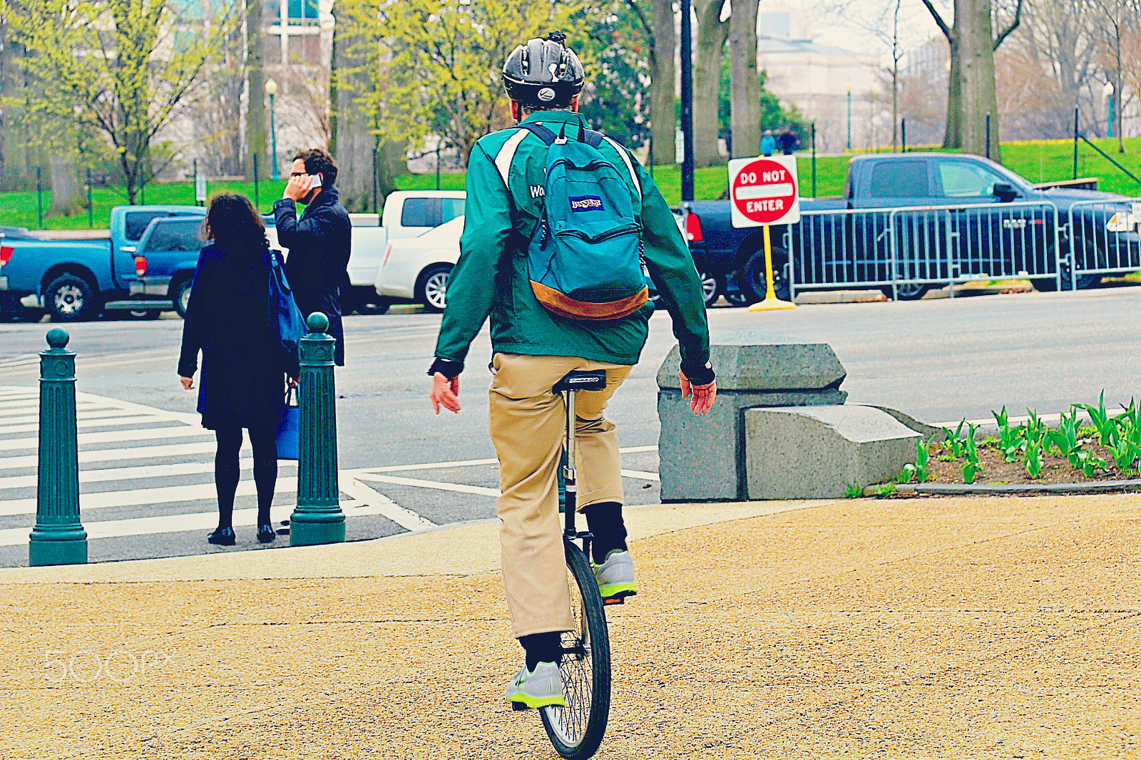 Canon EOS 100D (EOS Rebel SL1 / EOS Kiss X7) sample photo. Unicycle run photography
