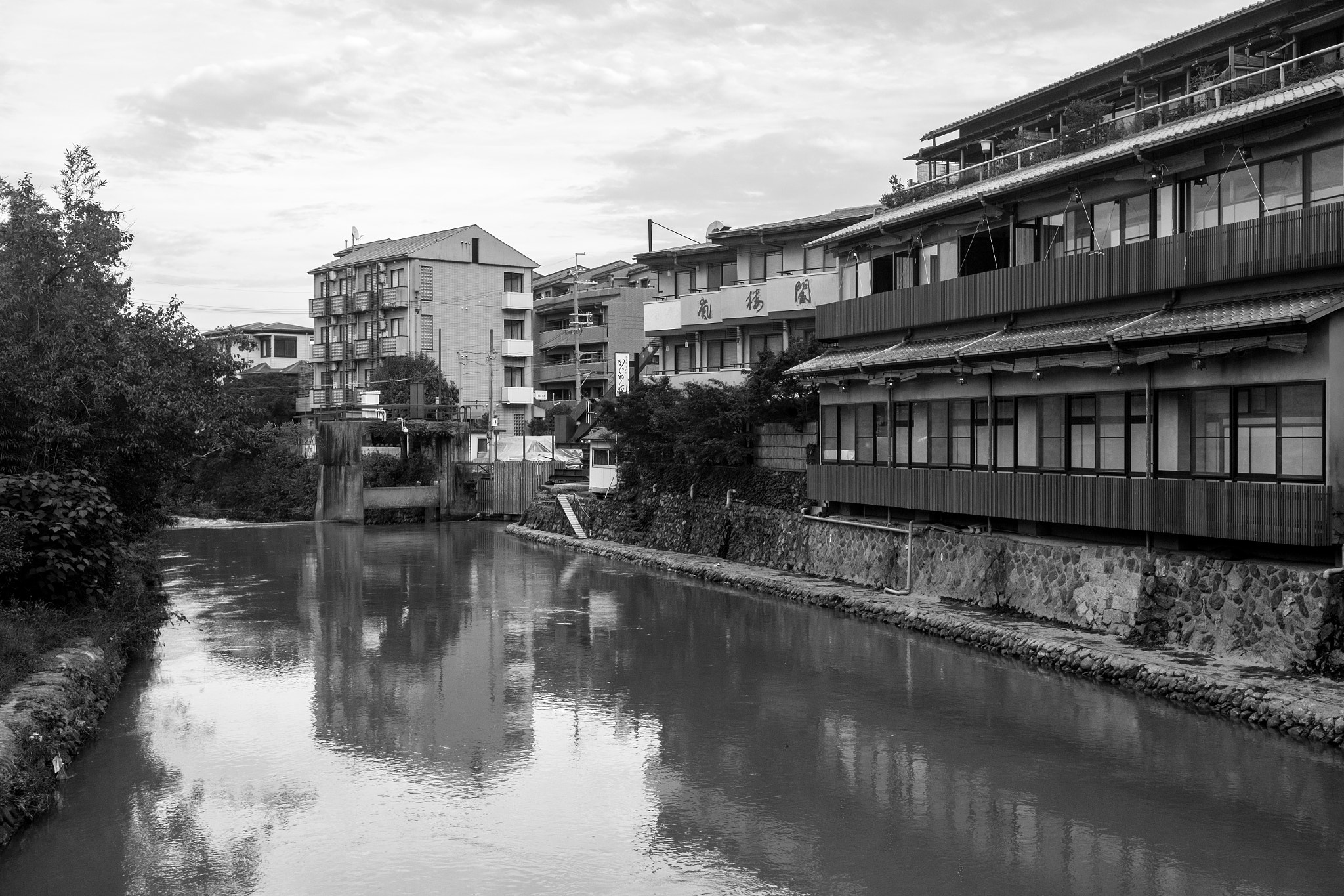 Fujifilm X-E2 + Fujifilm XF 27mm F2.8 sample photo. Kyoto photography