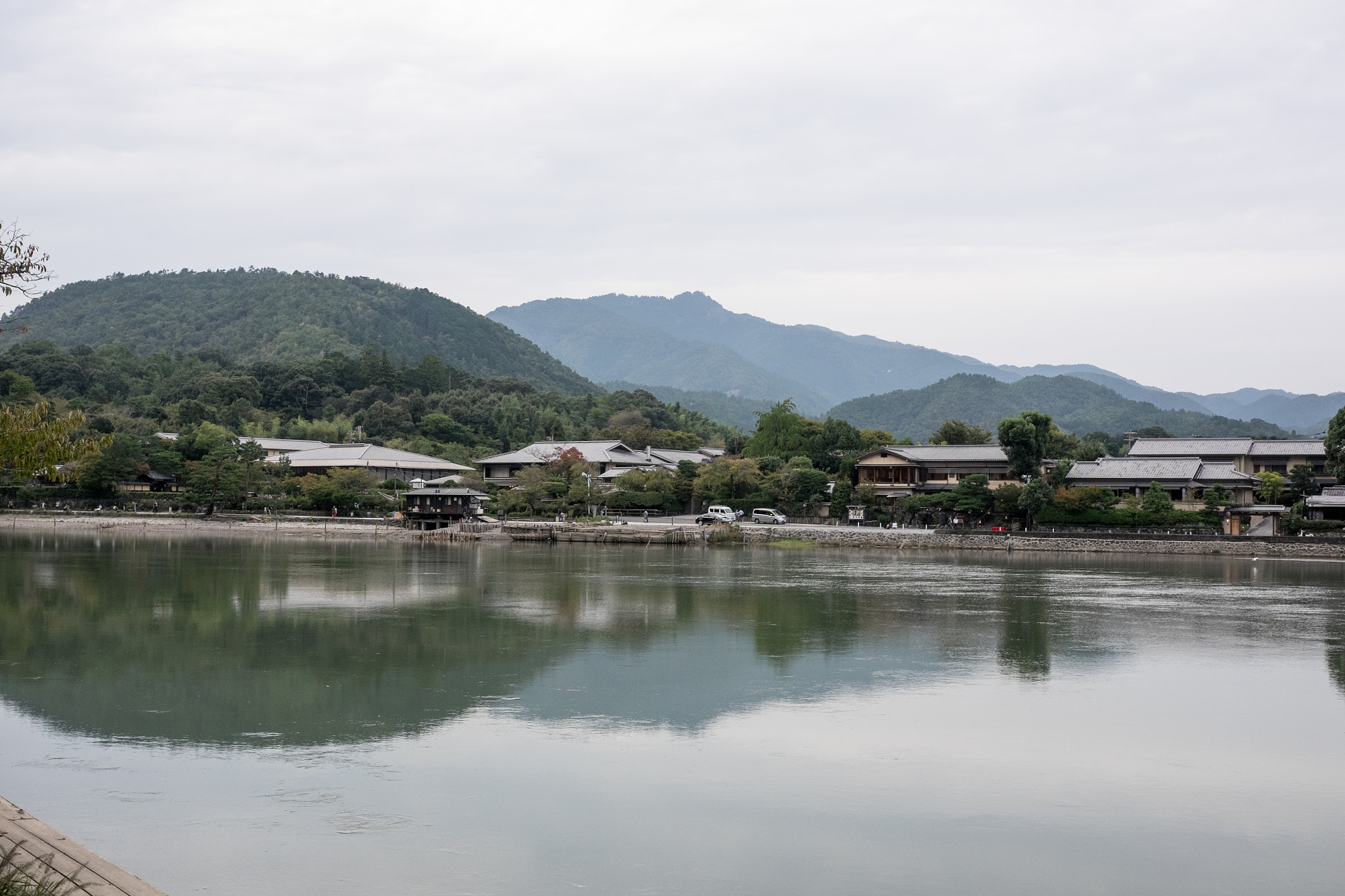 Fujifilm X-E2 + Fujifilm XF 27mm F2.8 sample photo. Kyoto reflections photography