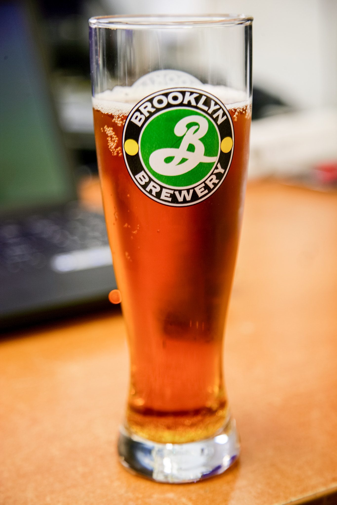 Canon EOS-1Ds Mark II sample photo. Beer photography