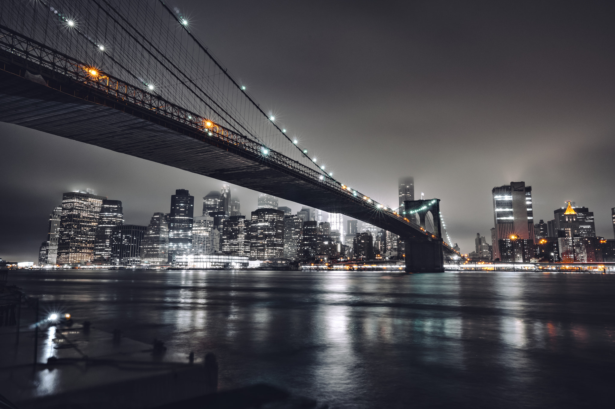 Sony FE 24-70mm F2.8 GM sample photo. Foggy new york city - the brooklyn bridge photography