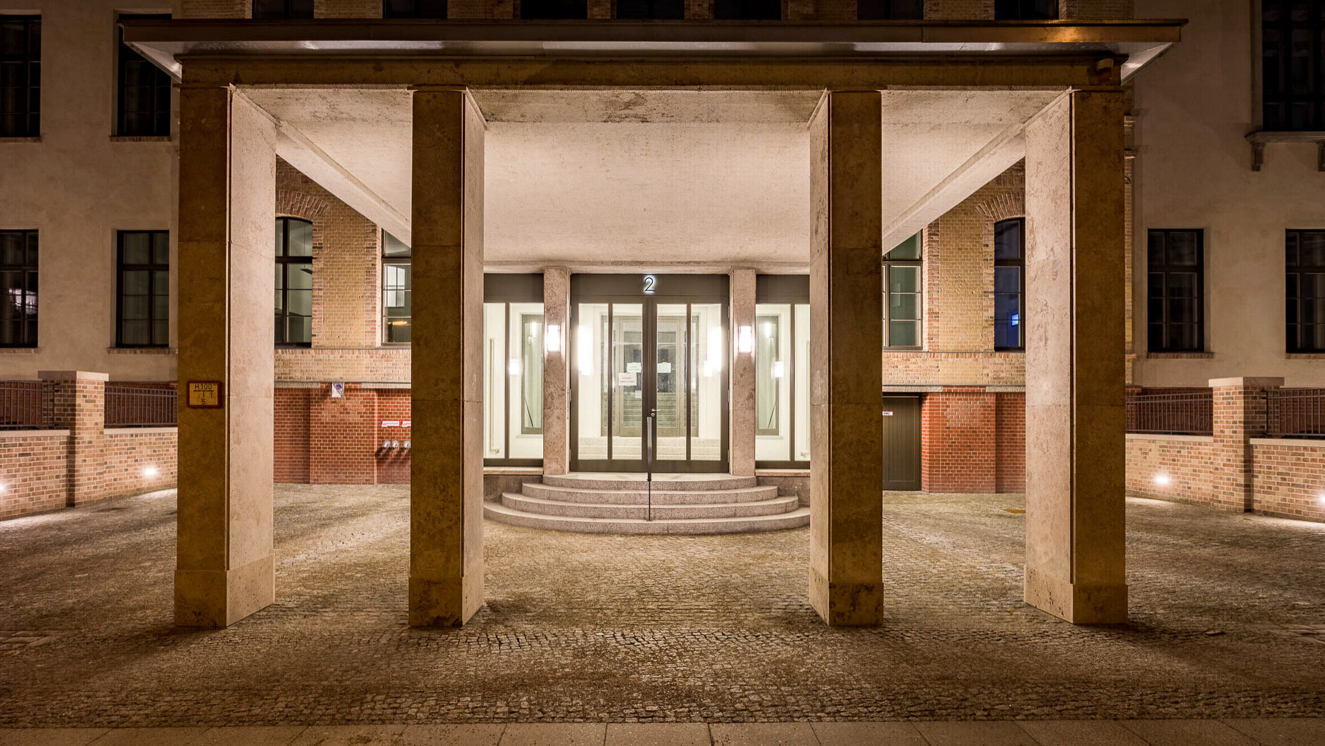 Canon EOS M sample photo. Entrance photography