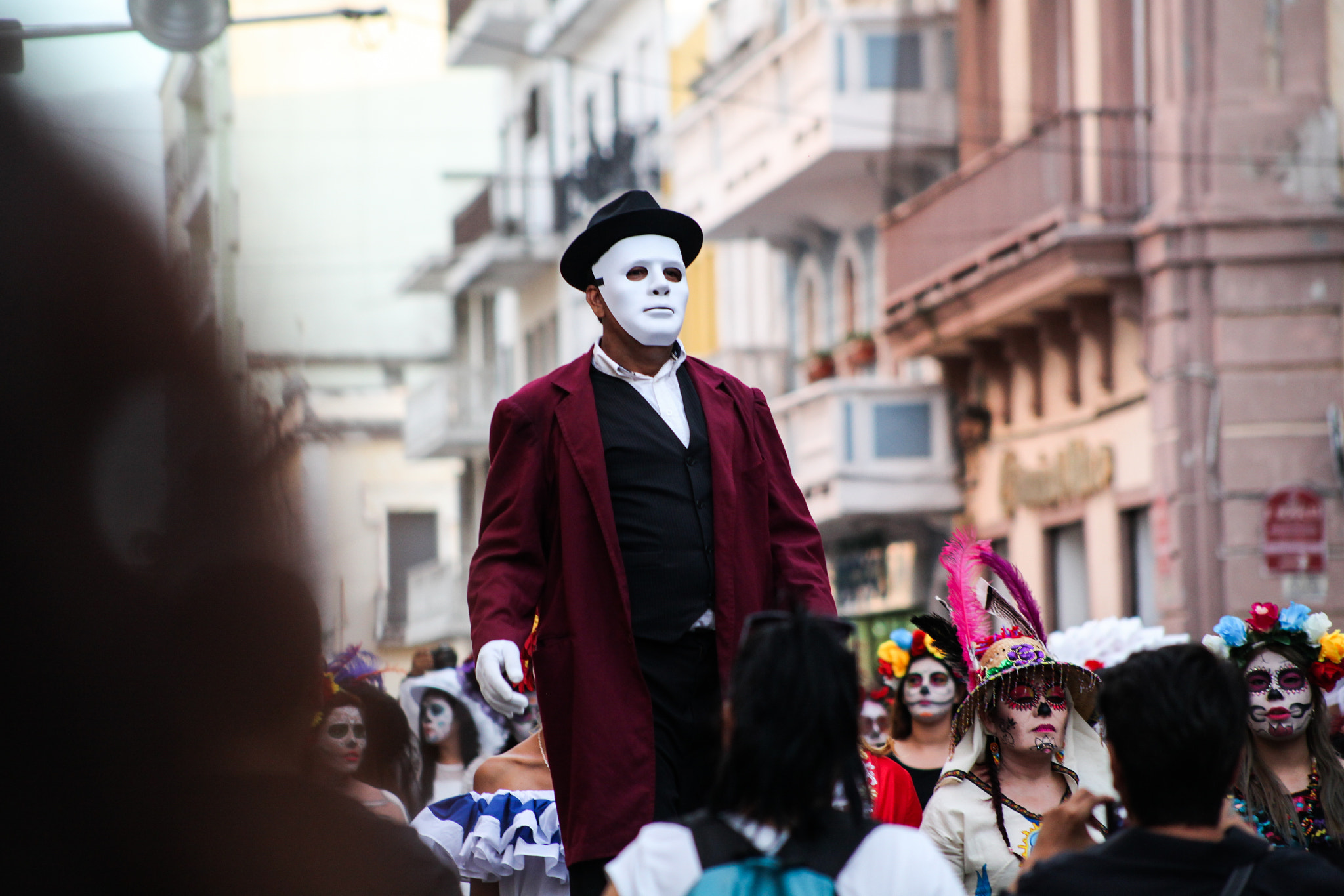 EF75-300mm f/4-5.6 sample photo. Desfile photography