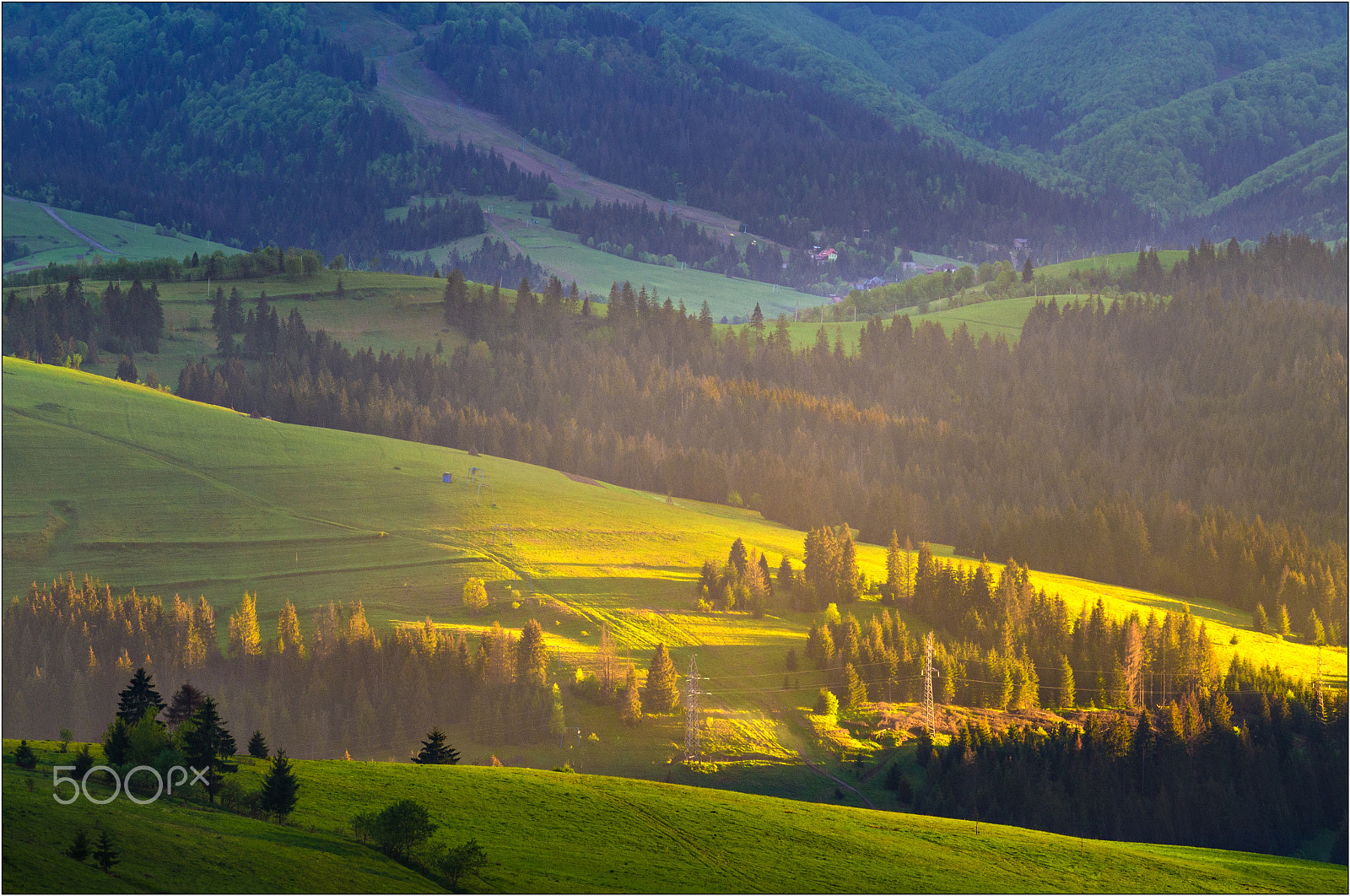 AF Zoom-Nikkor 70-210mm f/4 sample photo. Sunny valley photography