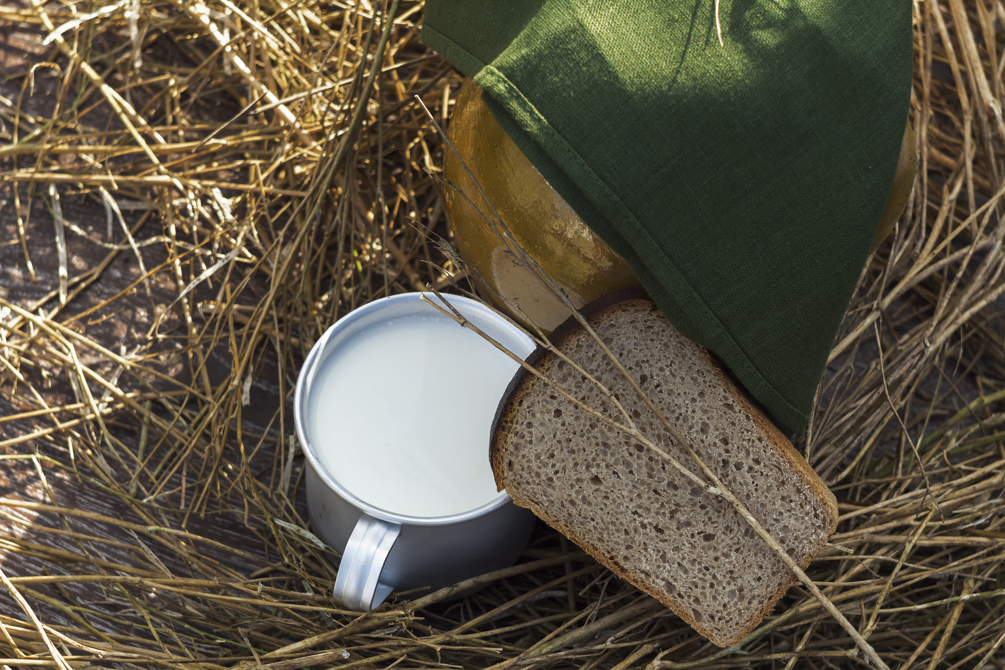 Canon EF 35-80mm f/4-5.6 sample photo. After harvesting grain. photography