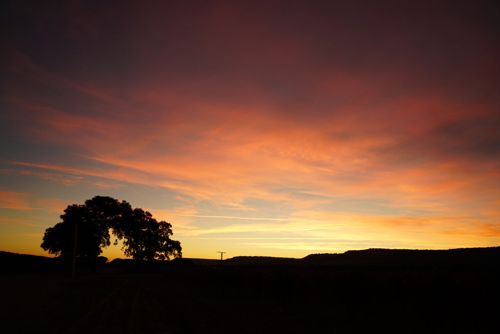 Sony a7R II + Sony Vario Tessar T* FE 24-70mm F4 ZA OSS sample photo. Precioso amanecer photography