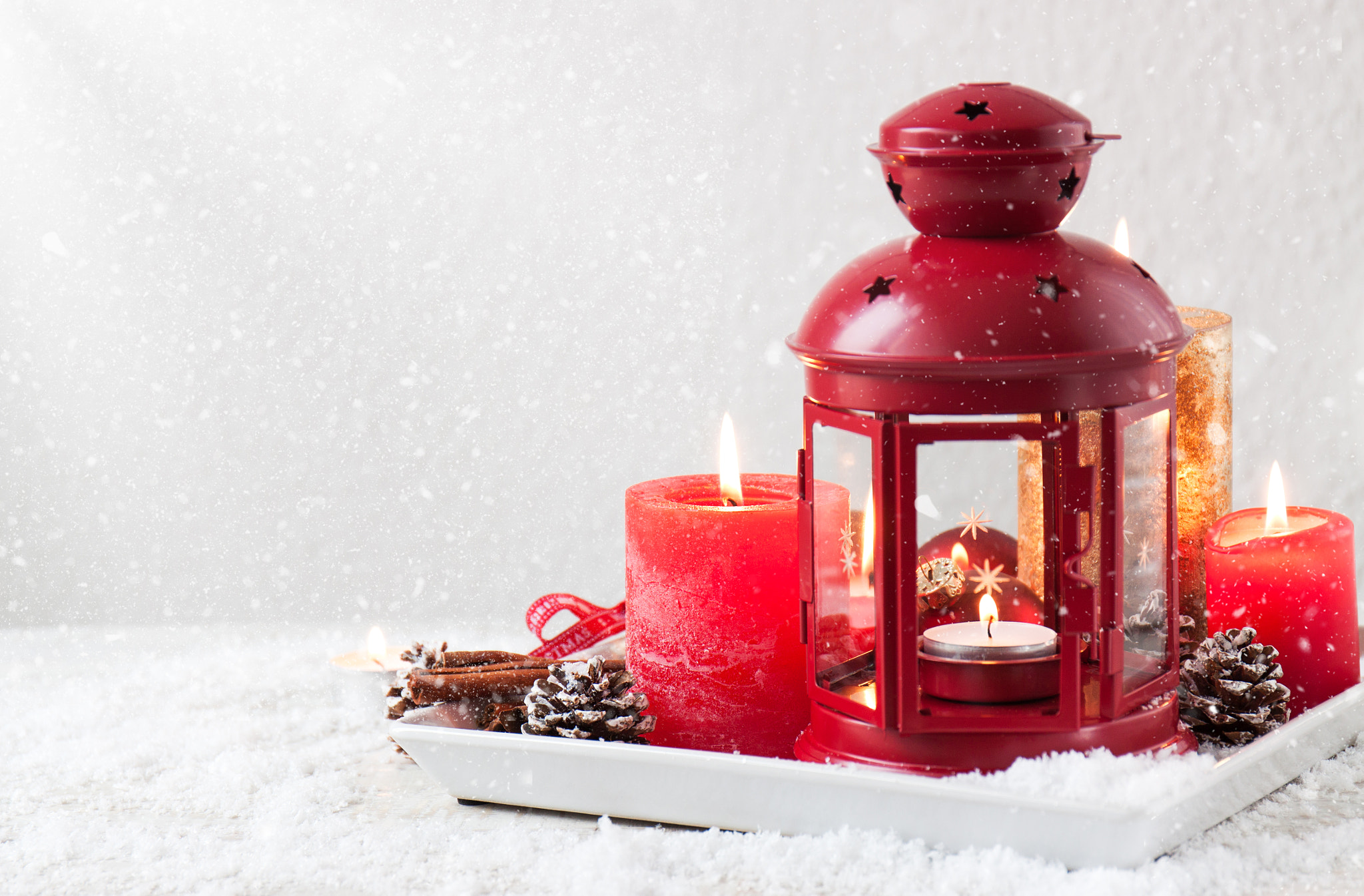 Canon EF 24-70mm F4L IS USM sample photo. Christmas lantern with candles, snow, christmas decorations and fir cones, horizontal with copy... photography